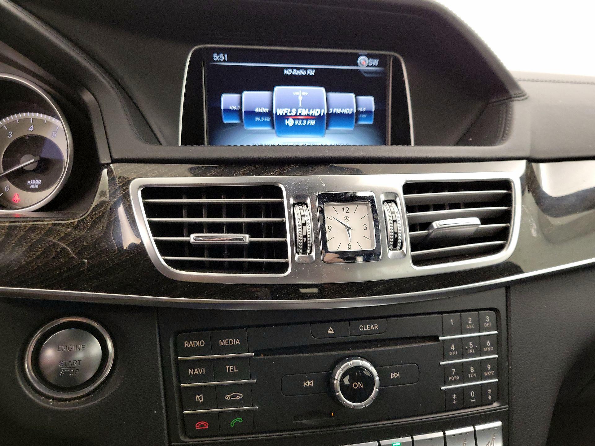 Thumbnail: 2016 Mercedes-Benz E-Class - 16