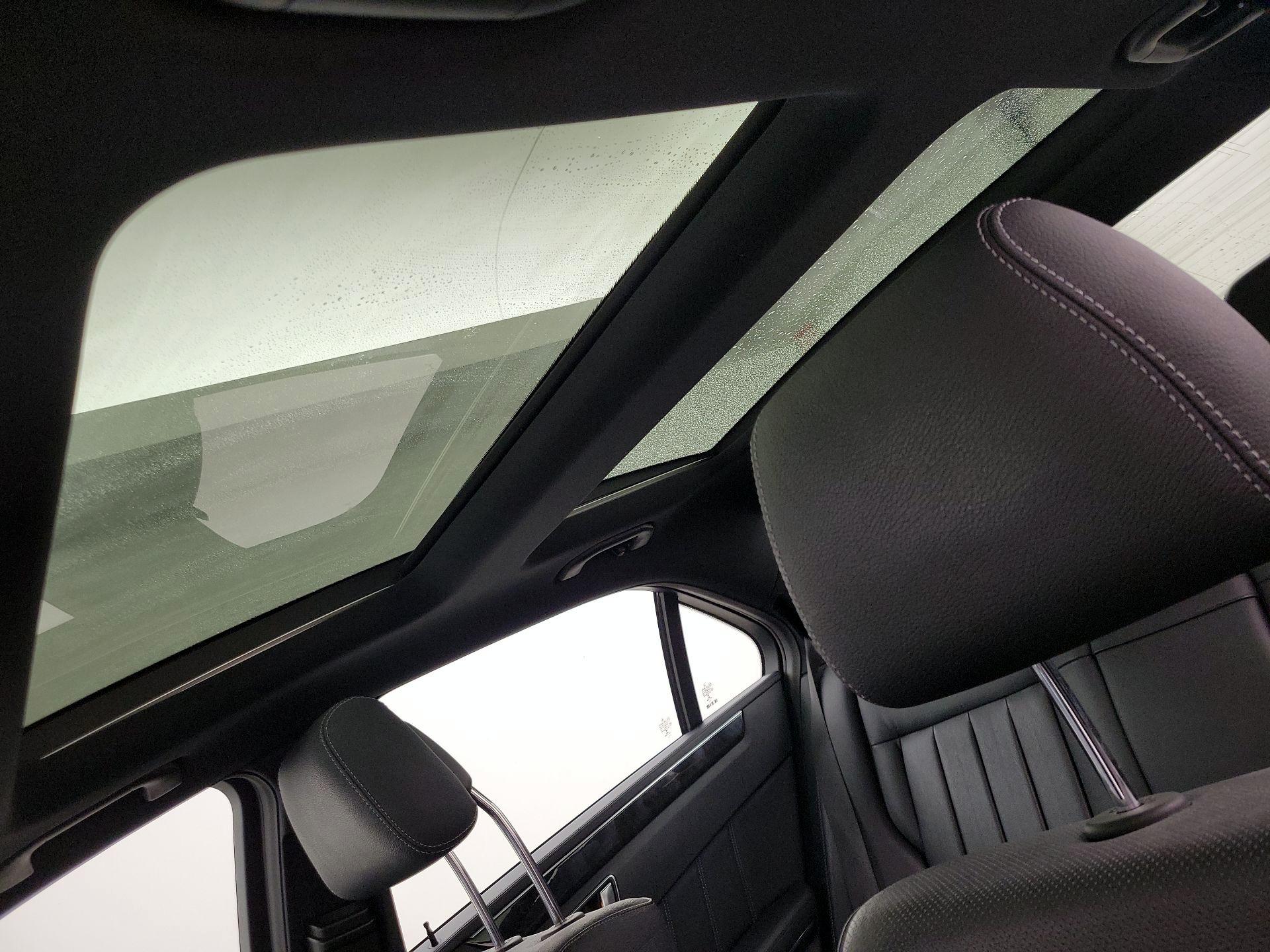 Thumbnail: 2016 Mercedes-Benz E-Class - 20