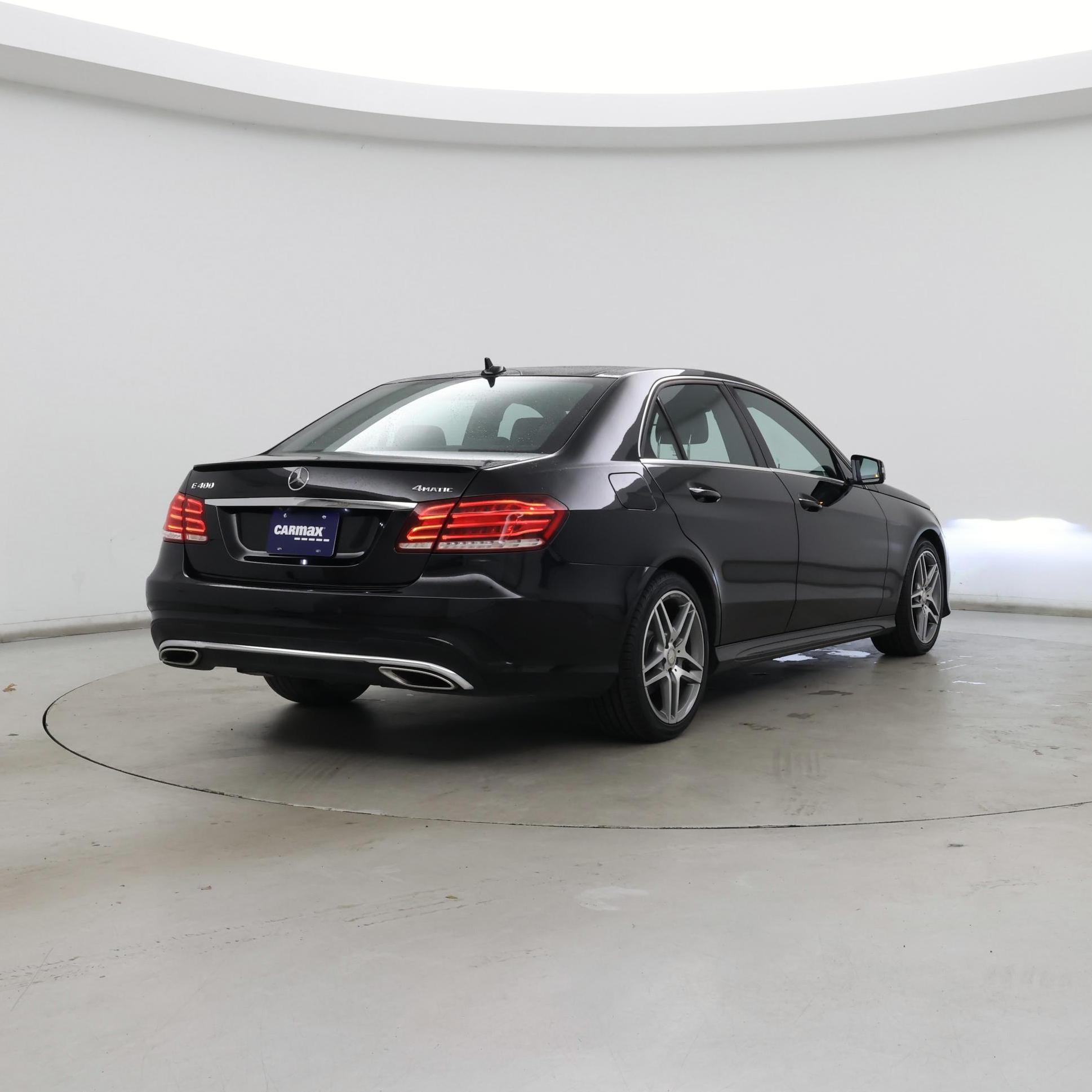 Thumbnail: 2016 Mercedes-Benz E-Class - 8