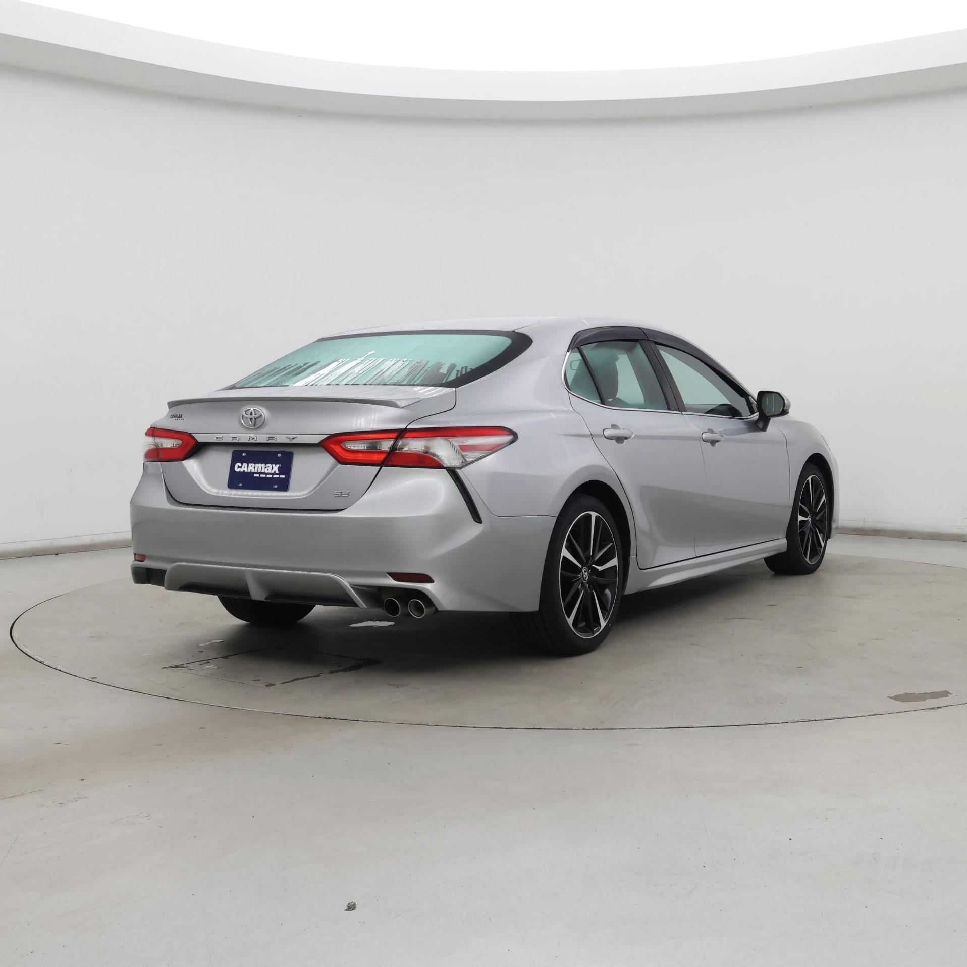 Thumbnail: 2018 Toyota Camry - 8