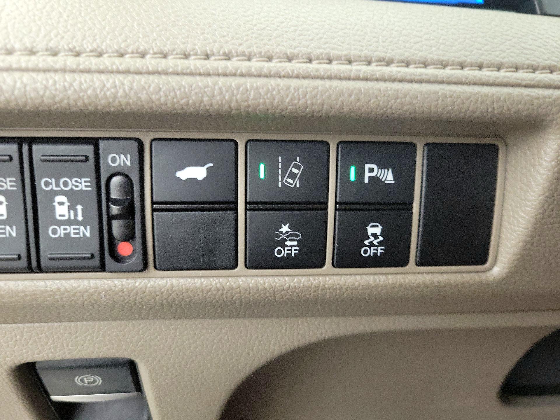 Thumbnail: 2019 Honda Odyssey - 13