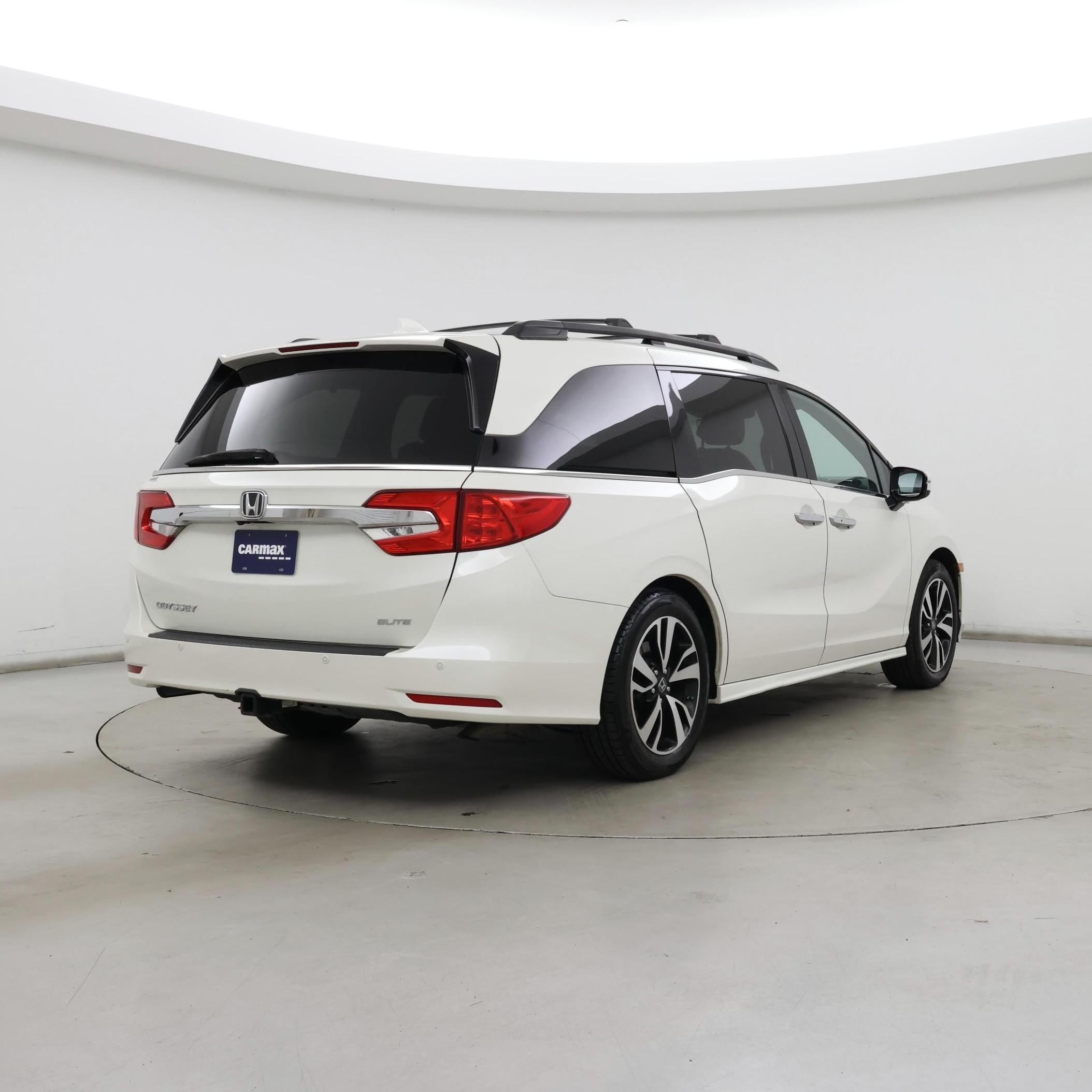 Thumbnail: 2019 Honda Odyssey - 8