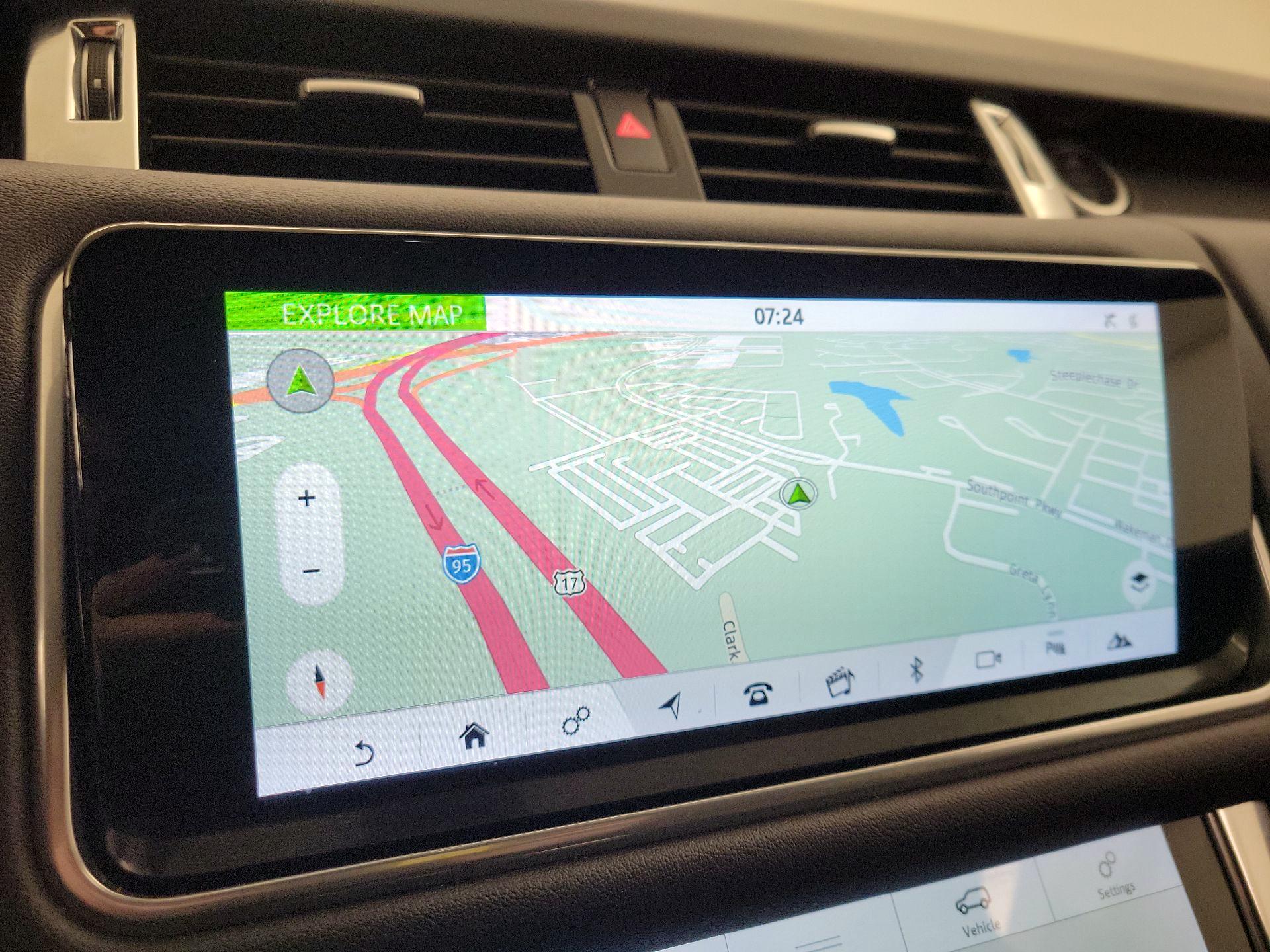 Thumbnail: 2021 Land Rover Range Rover Sport - 14
