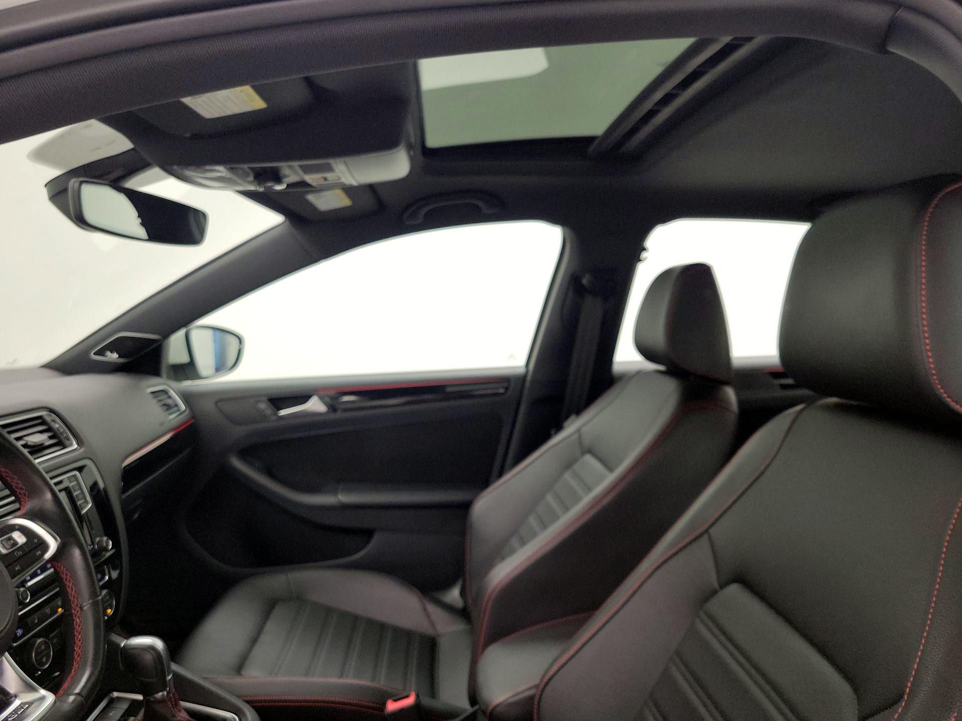 Thumbnail: 2017 Volkswagen Jetta - 20