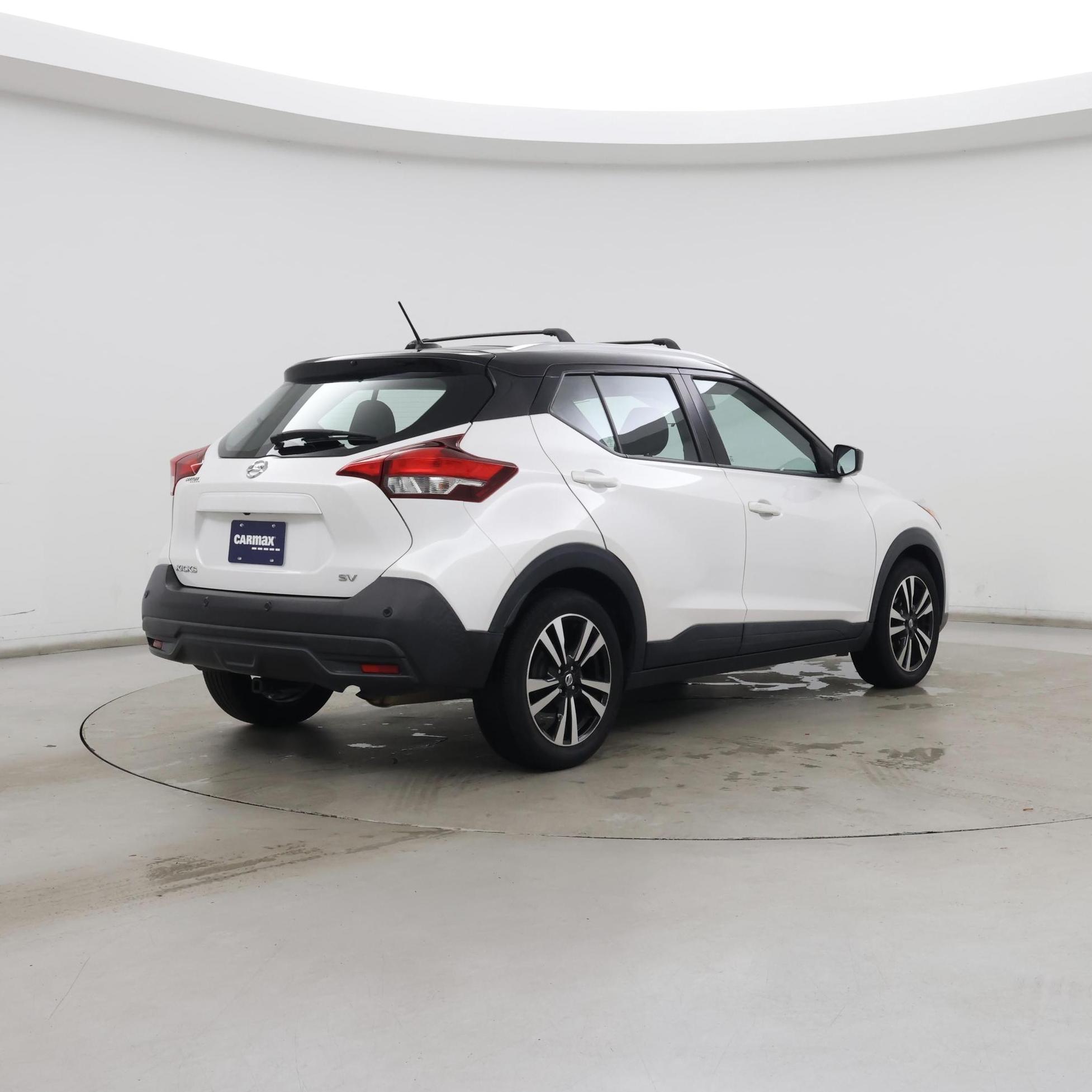 Thumbnail: 2020 Nissan Kicks - 8