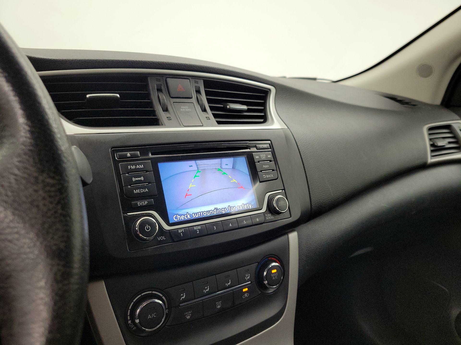 Thumbnail: 2015 Nissan Sentra - 14