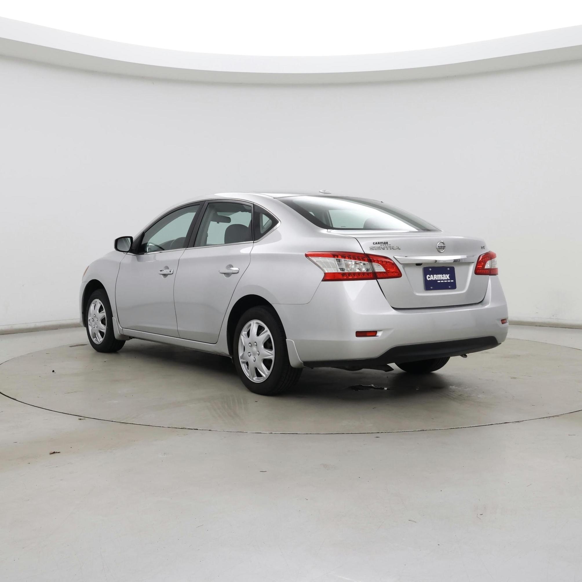 Thumbnail: 2015 Nissan Sentra - 2