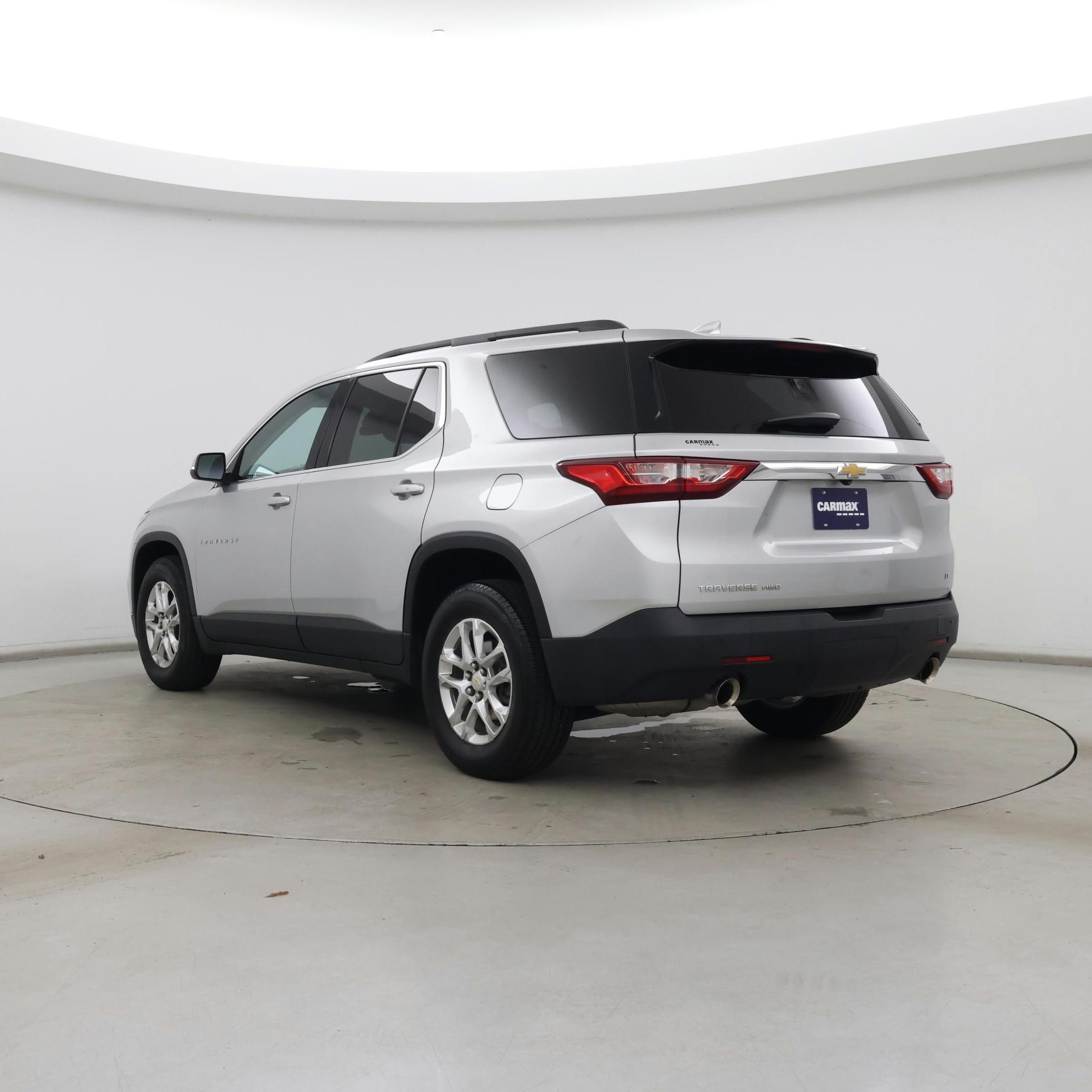 Thumbnail: 2021 Chevrolet Traverse - 2