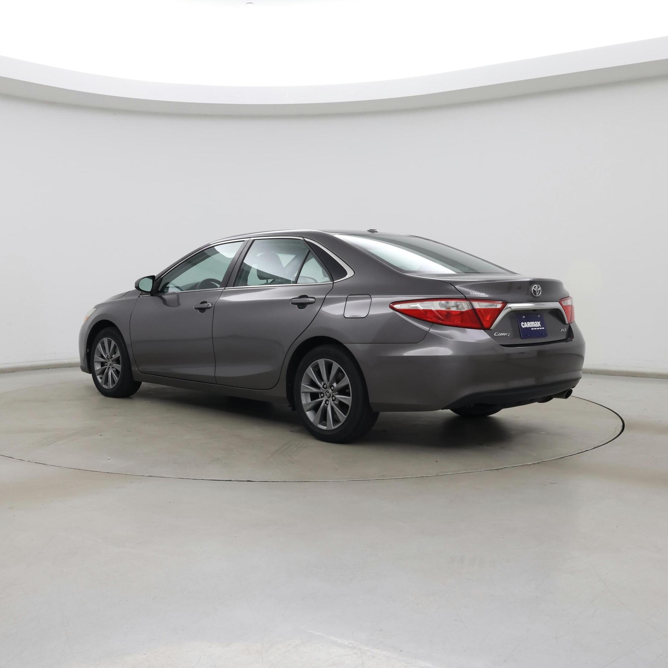 Thumbnail: 2016 Toyota Camry - 2