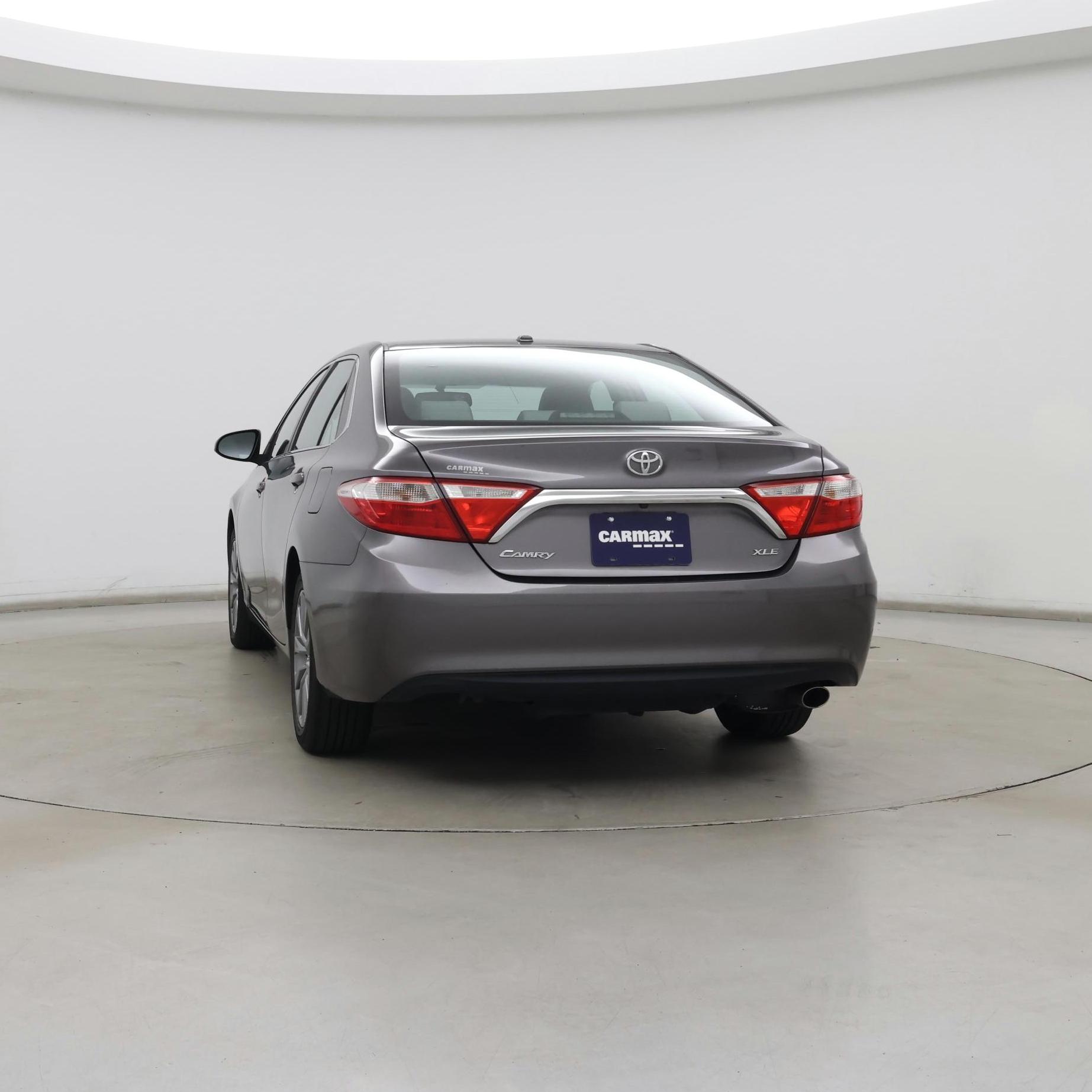Thumbnail: 2016 Toyota Camry - 6
