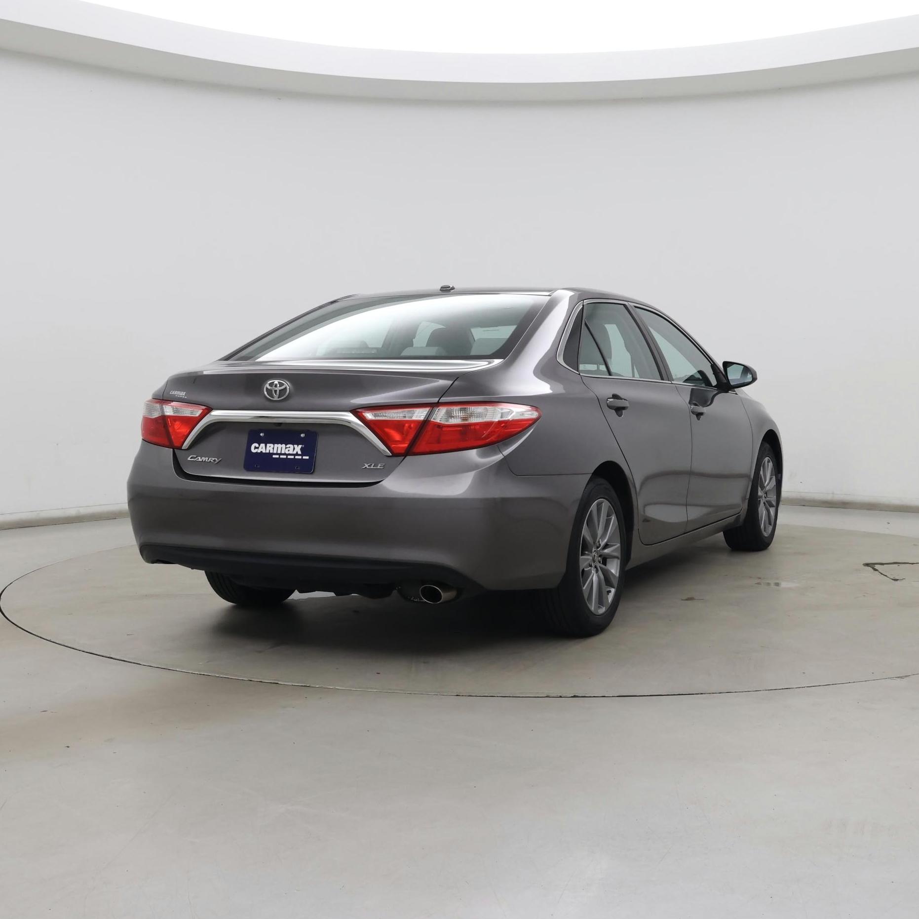 Thumbnail: 2016 Toyota Camry - 8