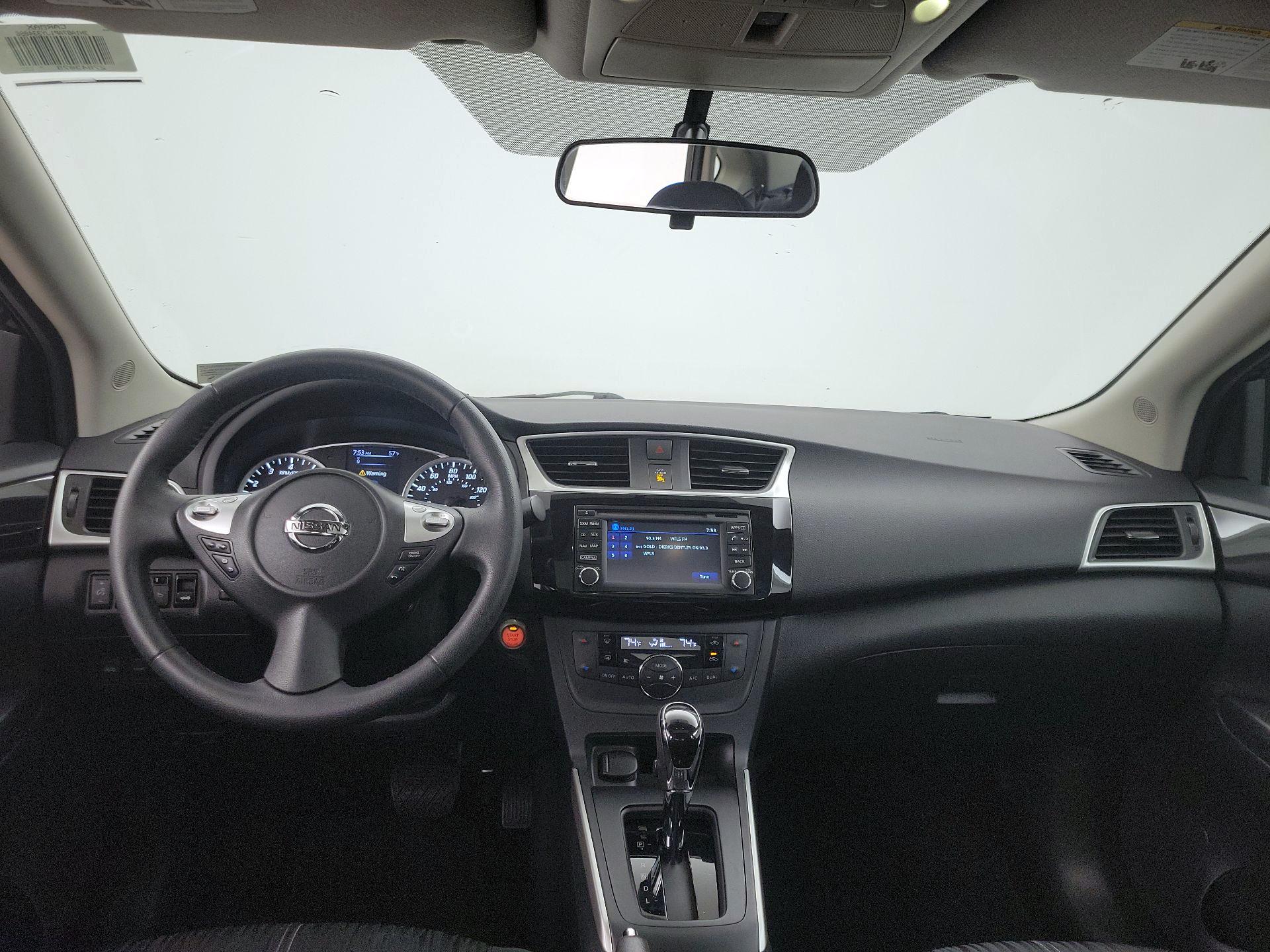 Thumbnail: 2018 Nissan Sentra - 9