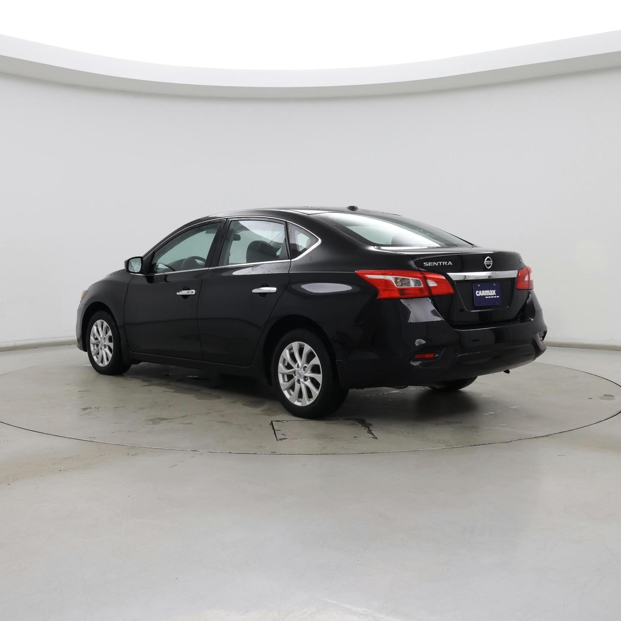 Thumbnail: 2018 Nissan Sentra - 2