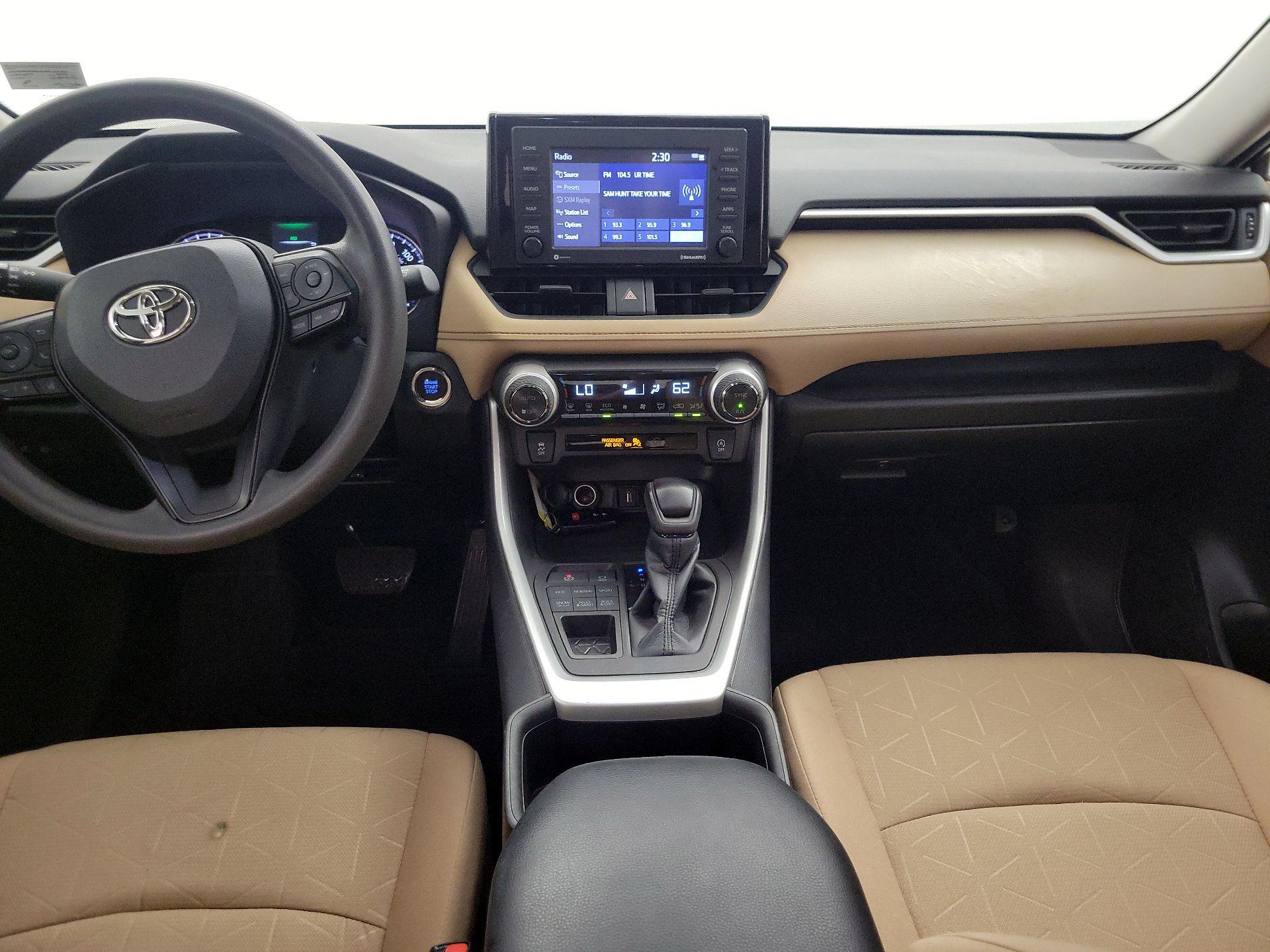 Thumbnail: 2022 Toyota RAV4 - 9