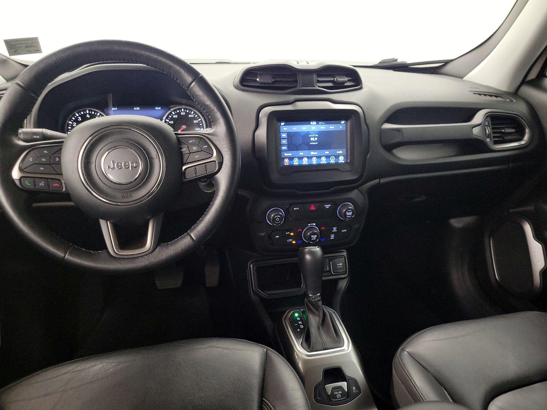 Thumbnail: 2018 Jeep Renegade - 9