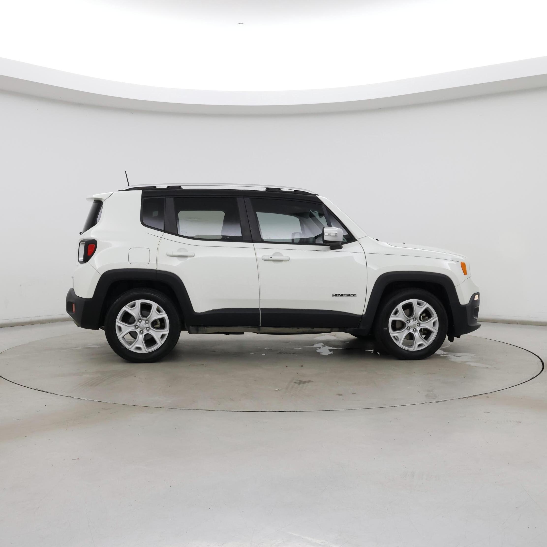 Thumbnail: 2018 Jeep Renegade - 7