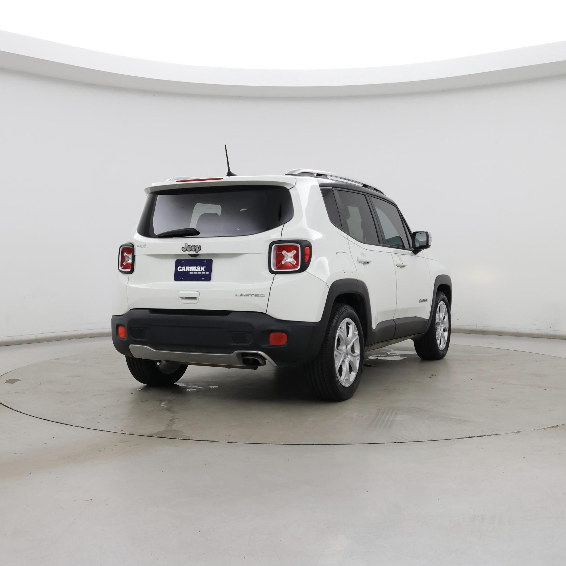 Thumbnail: 2018 Jeep Renegade - 8