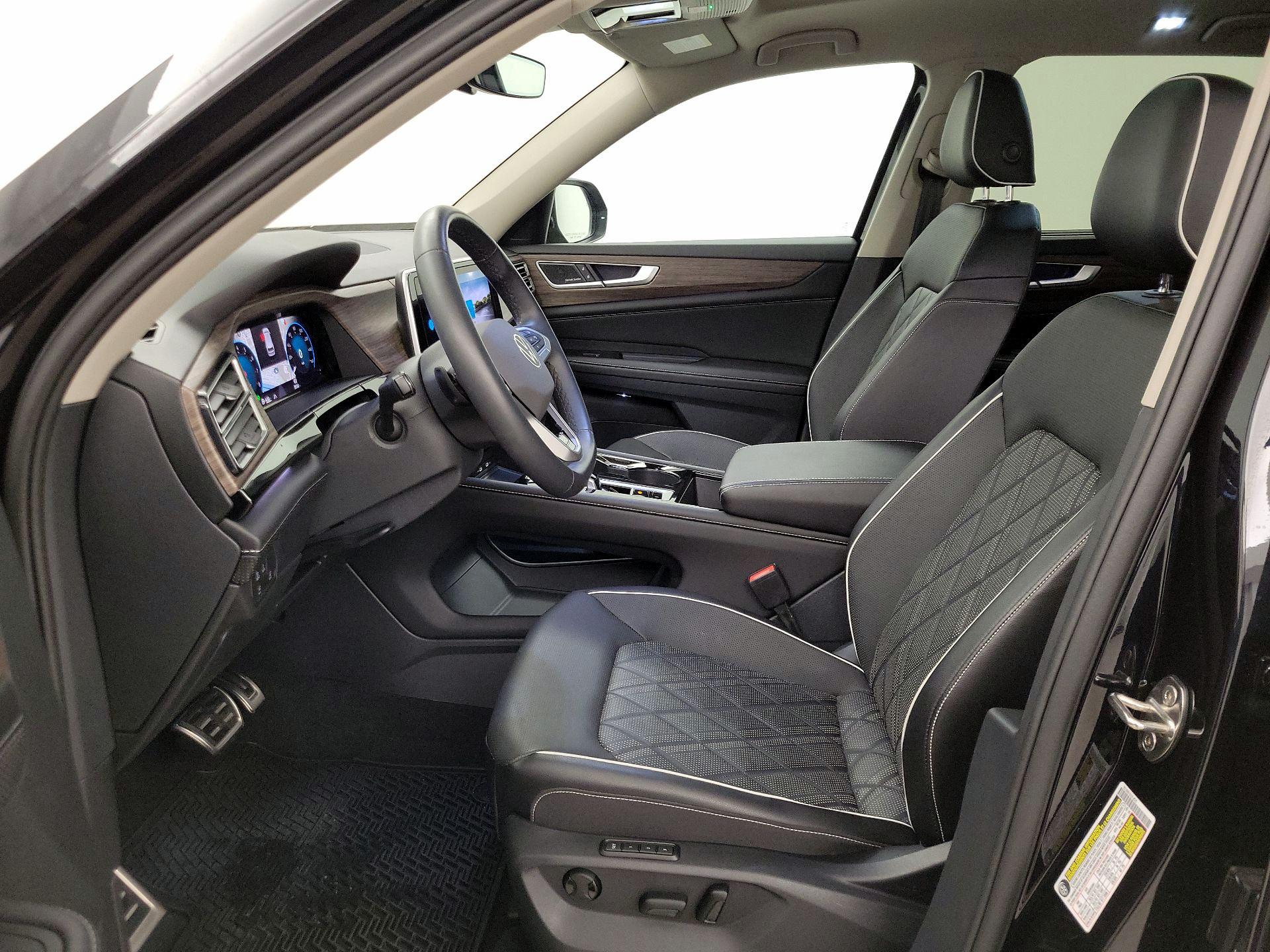 Thumbnail: 2024 Volkswagen Atlas - 11