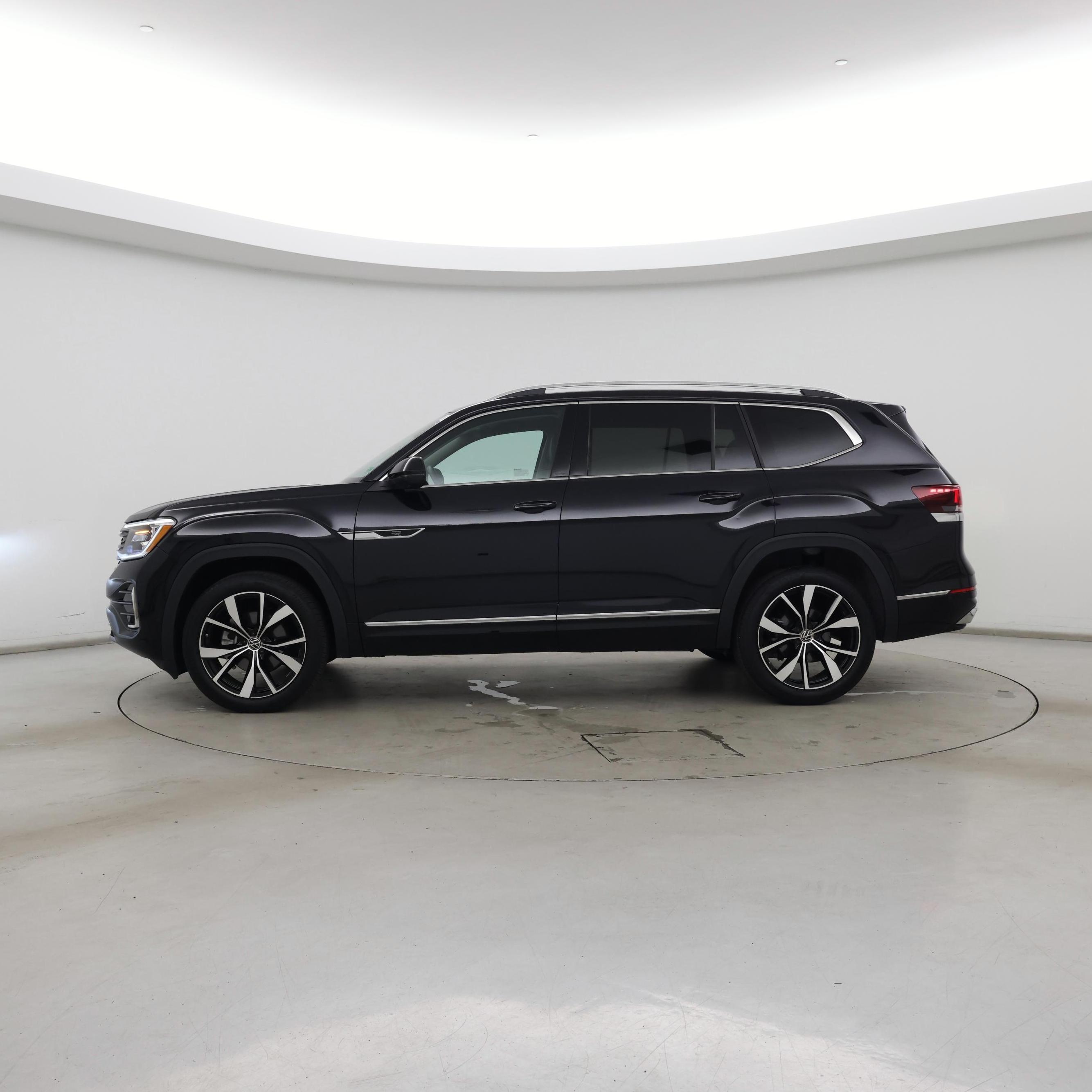 Thumbnail: 2024 Volkswagen Atlas - 3