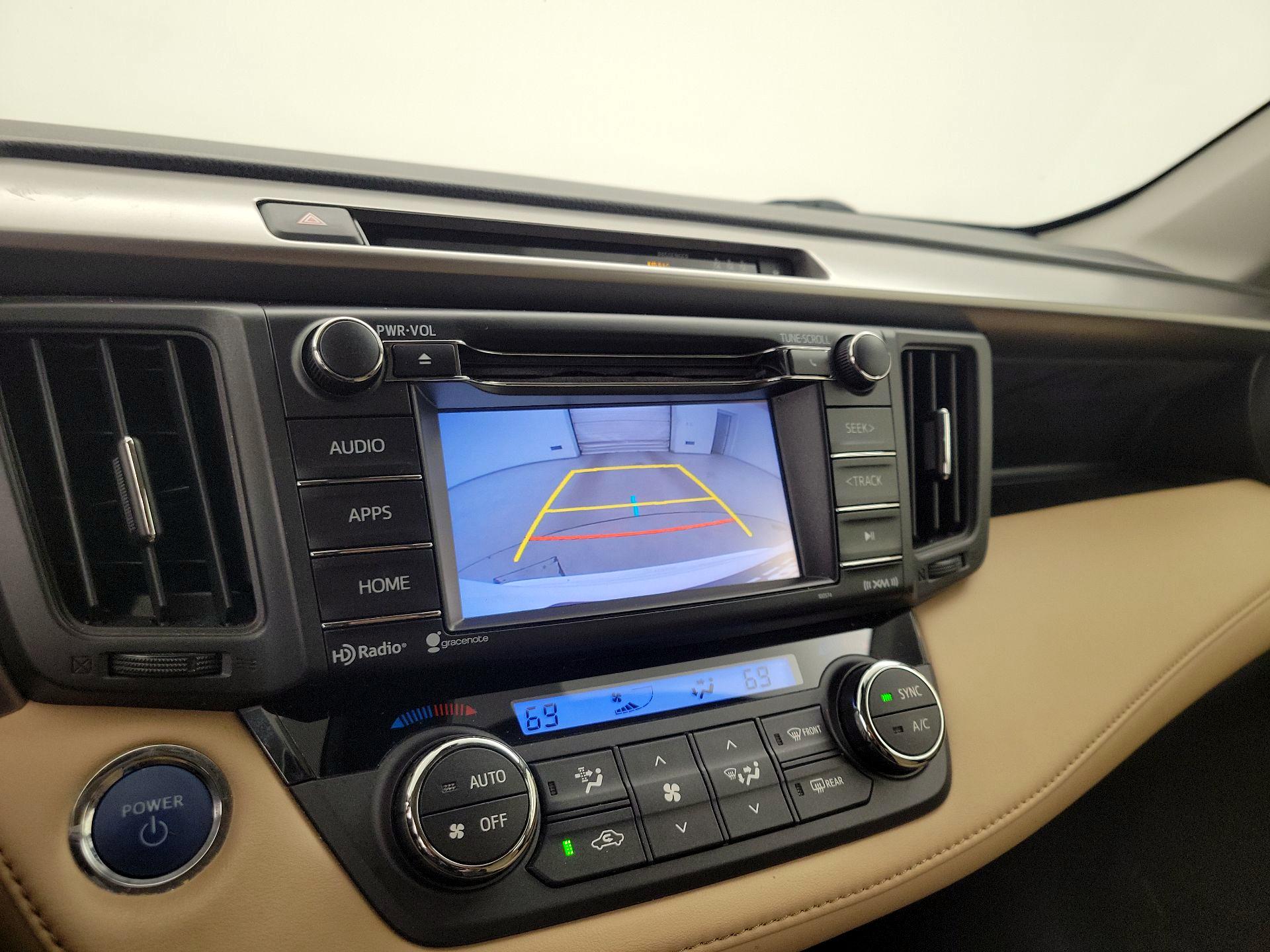 Thumbnail: 2018 Toyota RAV4 - 14