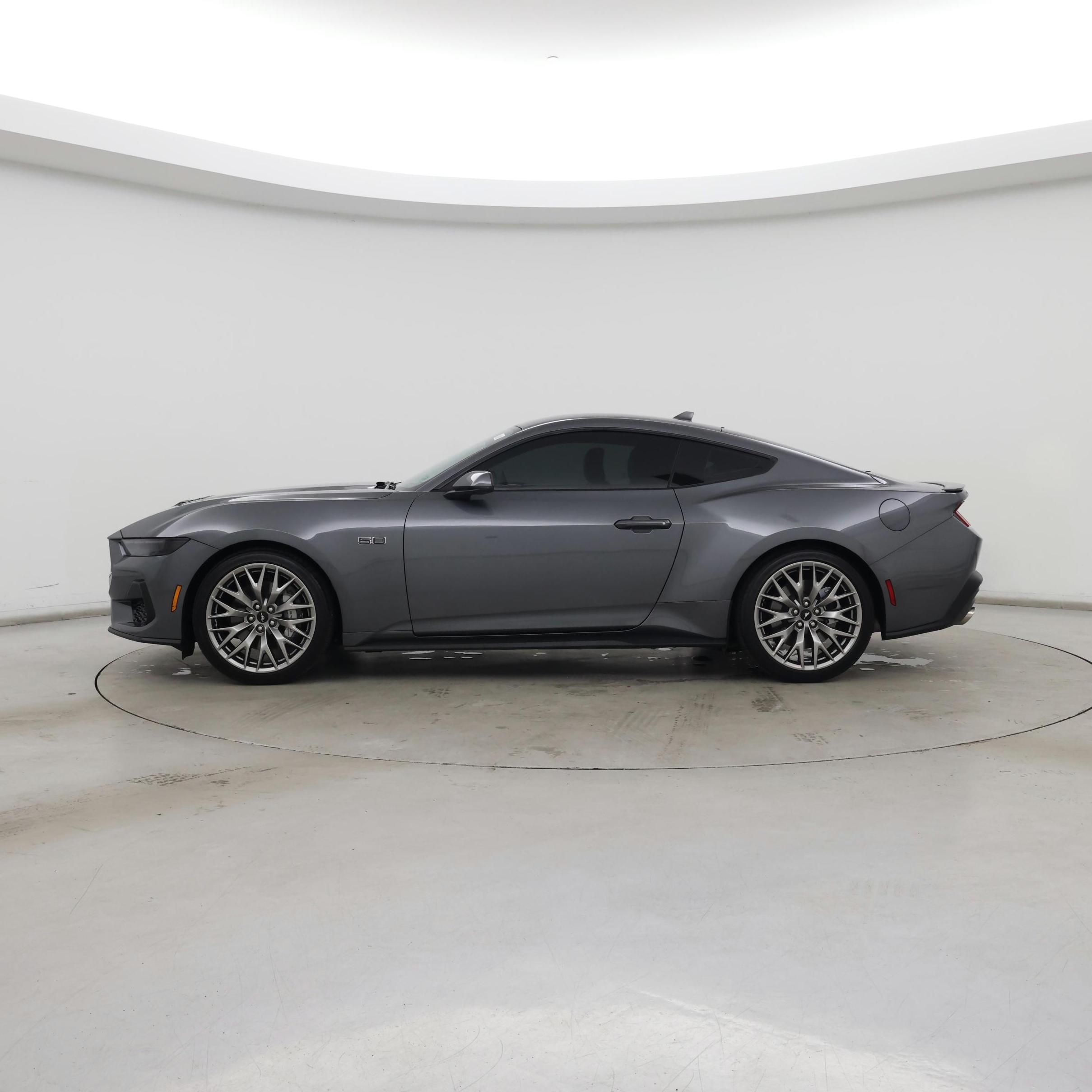 Thumbnail: 2025 Ford Mustang - 3