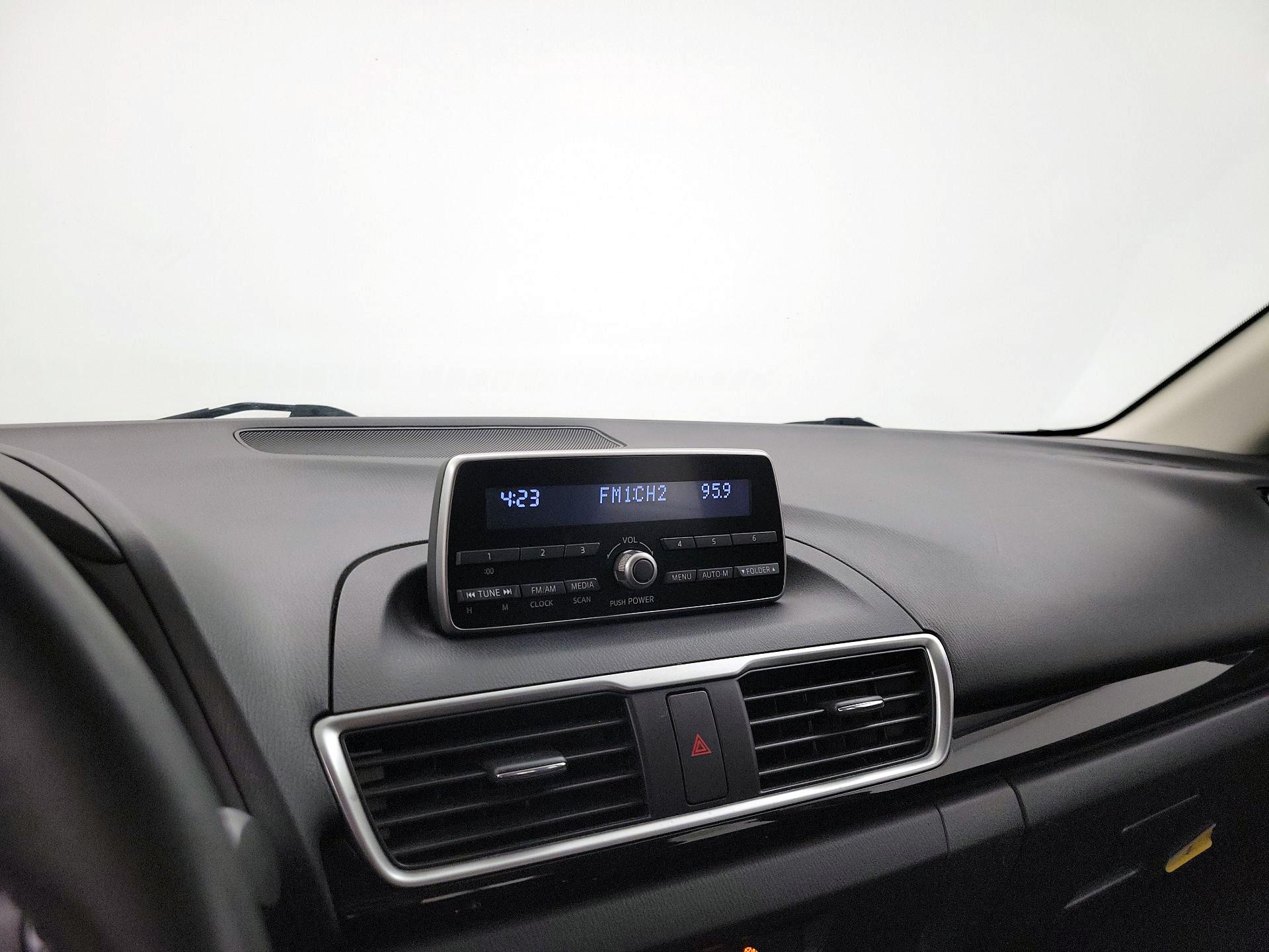 Thumbnail: 2014 Mazda Mazda3 - 14