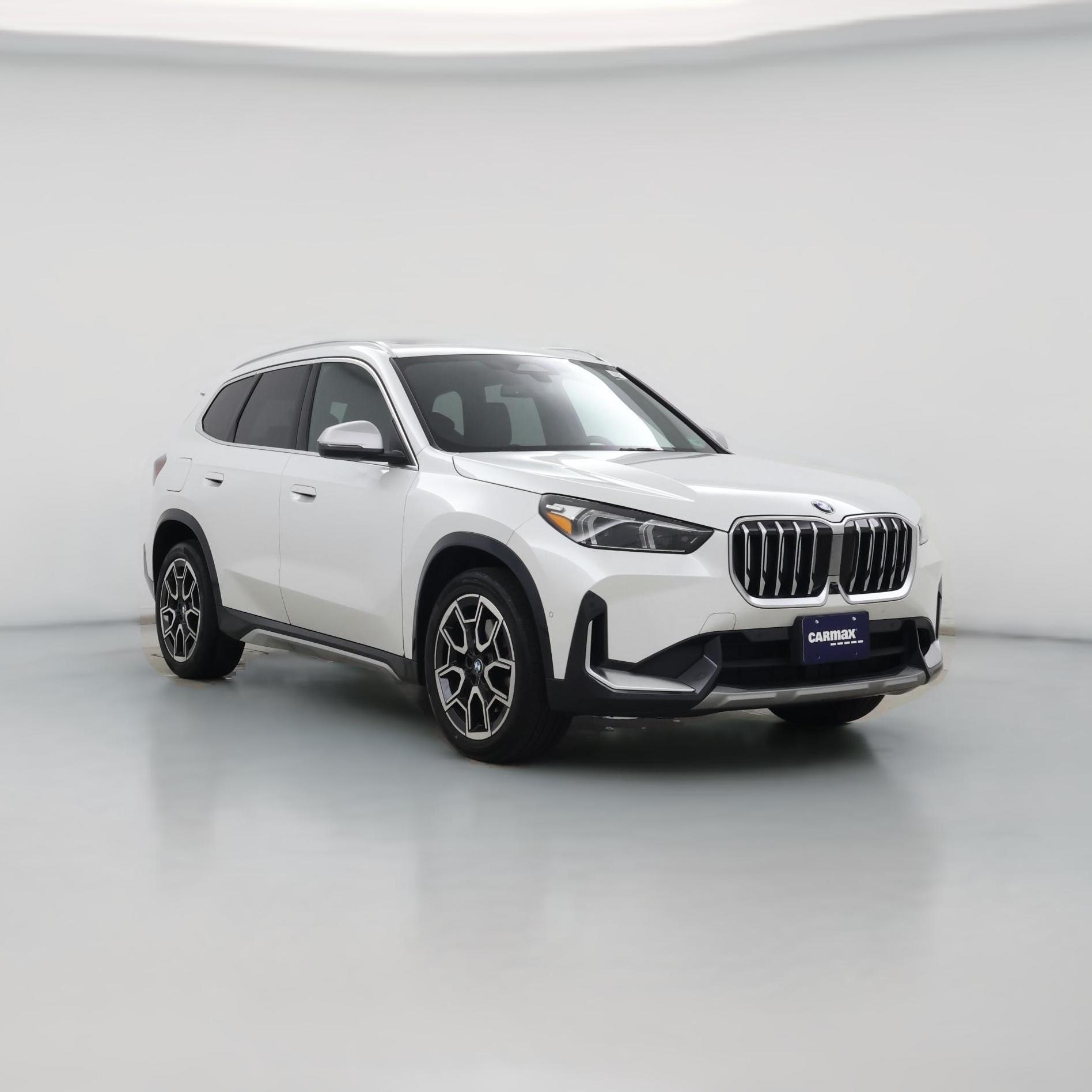 Thumbnail: 2023 BMW X1 - 1
