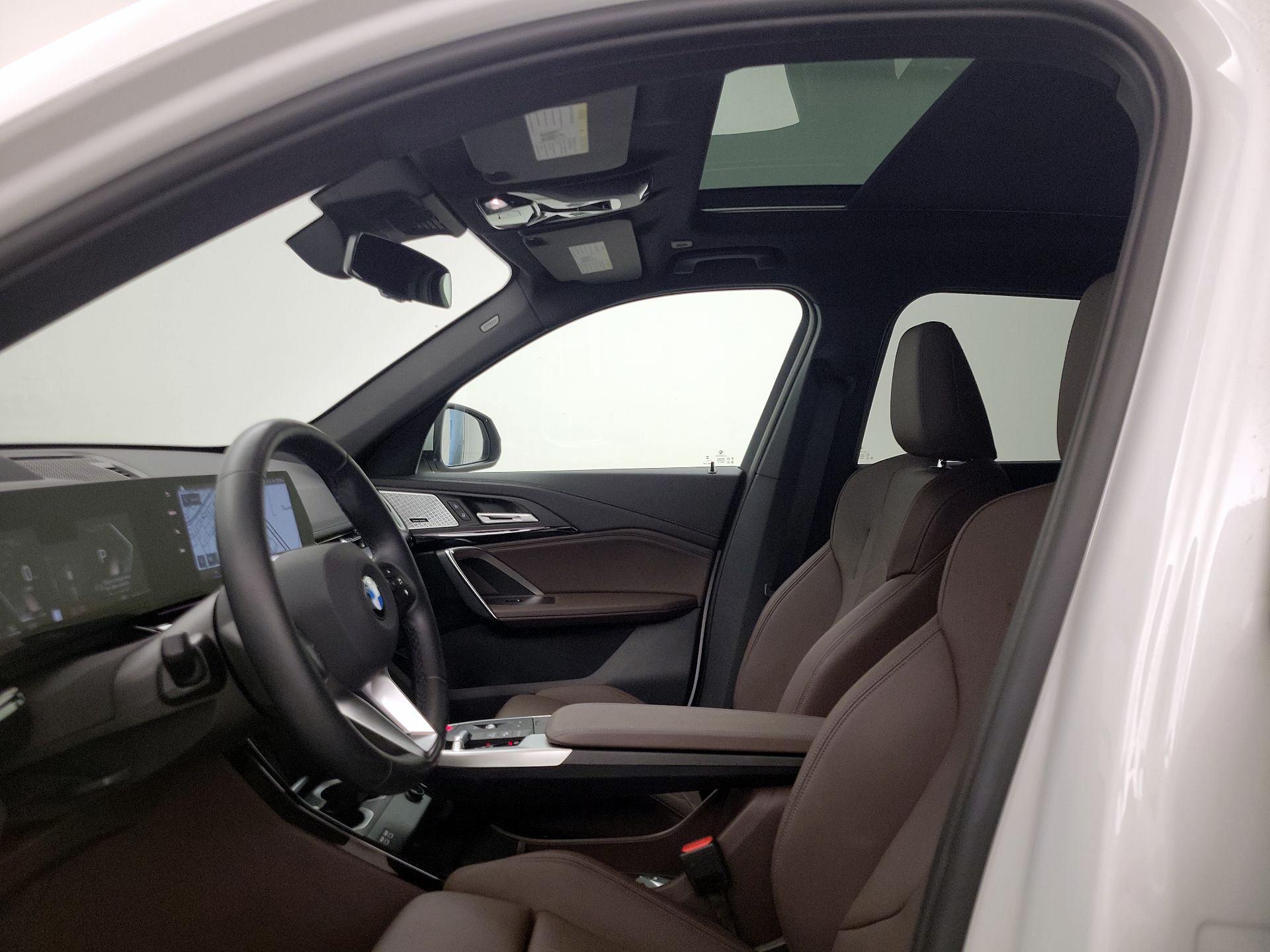 Thumbnail: 2023 BMW X1 - 20