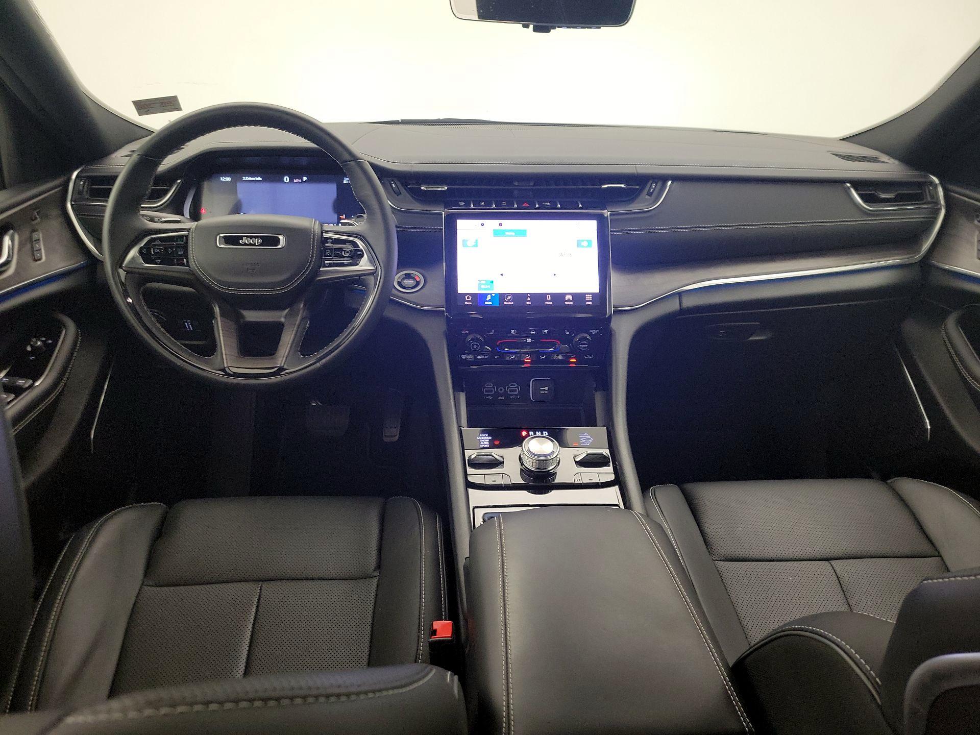 Thumbnail: 2025 Jeep Grand Cherokee - 9