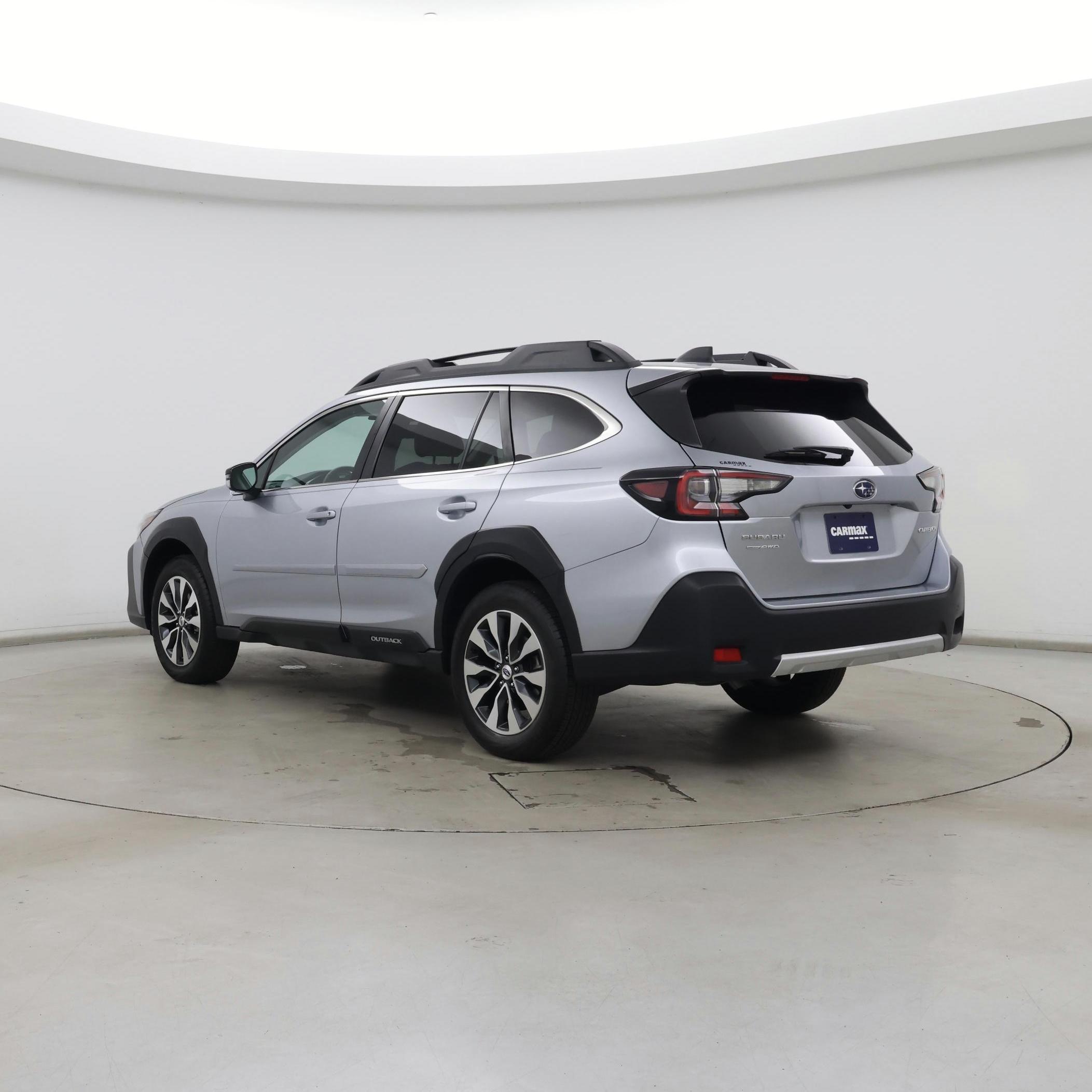 Thumbnail: 2023 Subaru Outback - 2