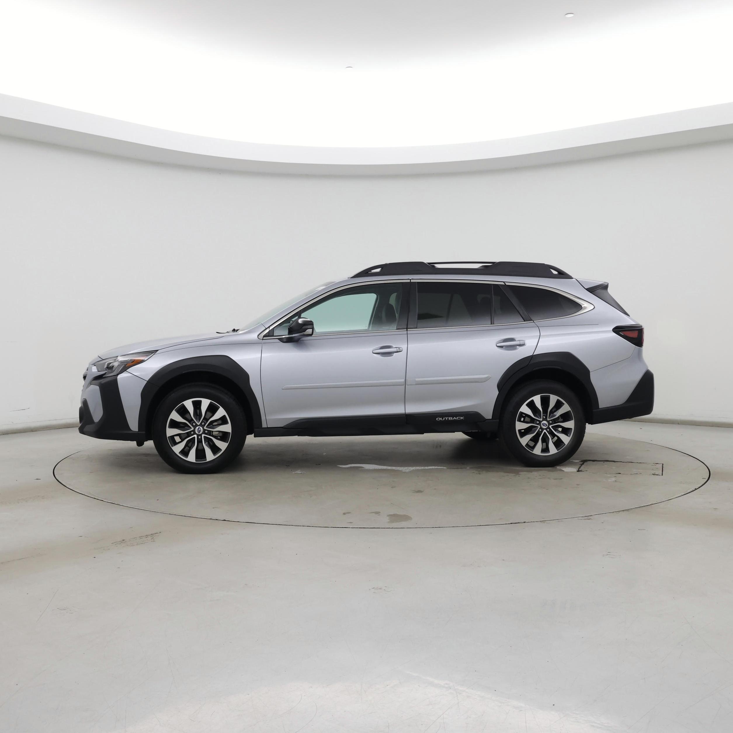 Thumbnail: 2023 Subaru Outback - 3