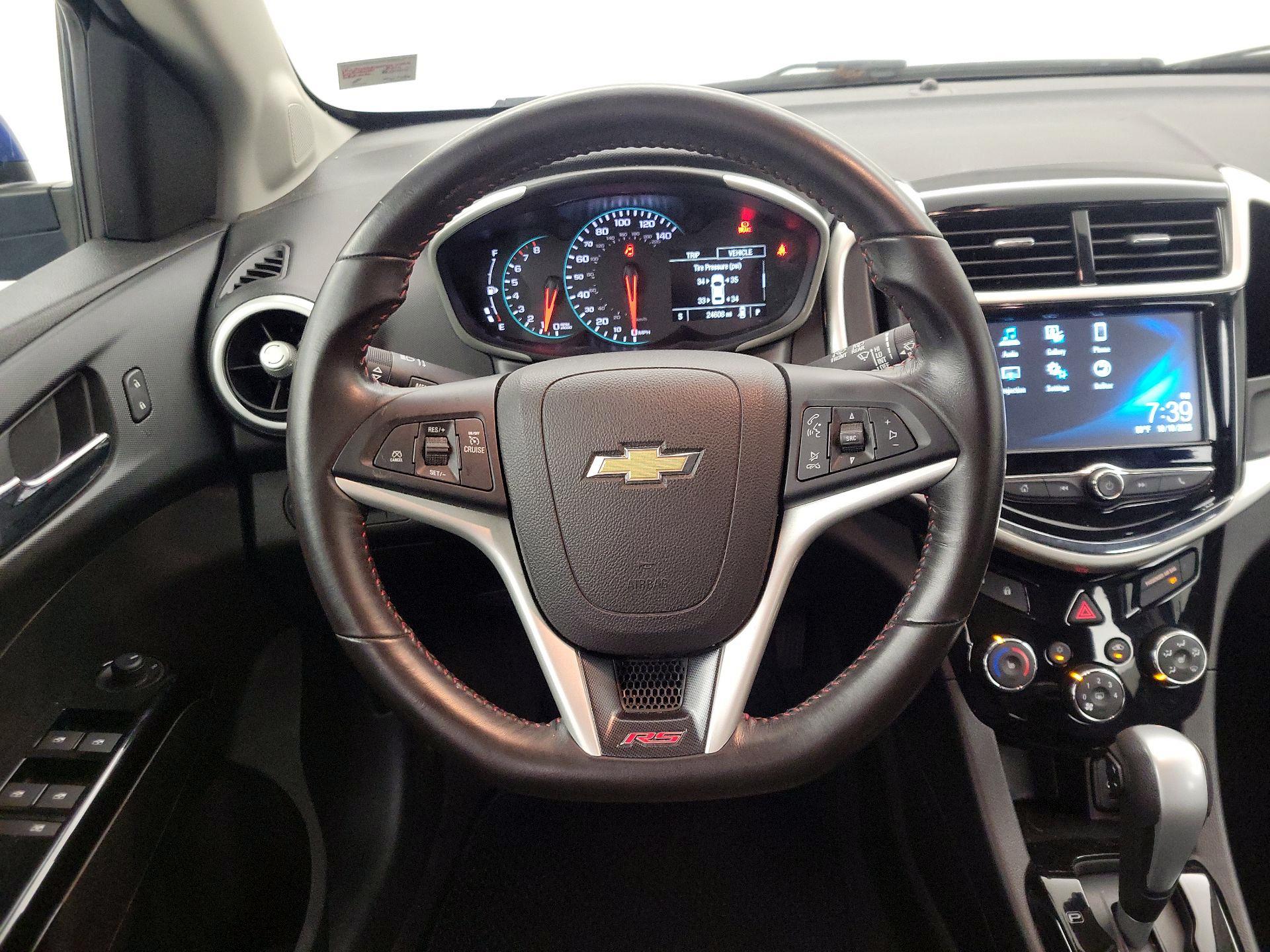 Thumbnail: 2017 Chevrolet Sonic - 10