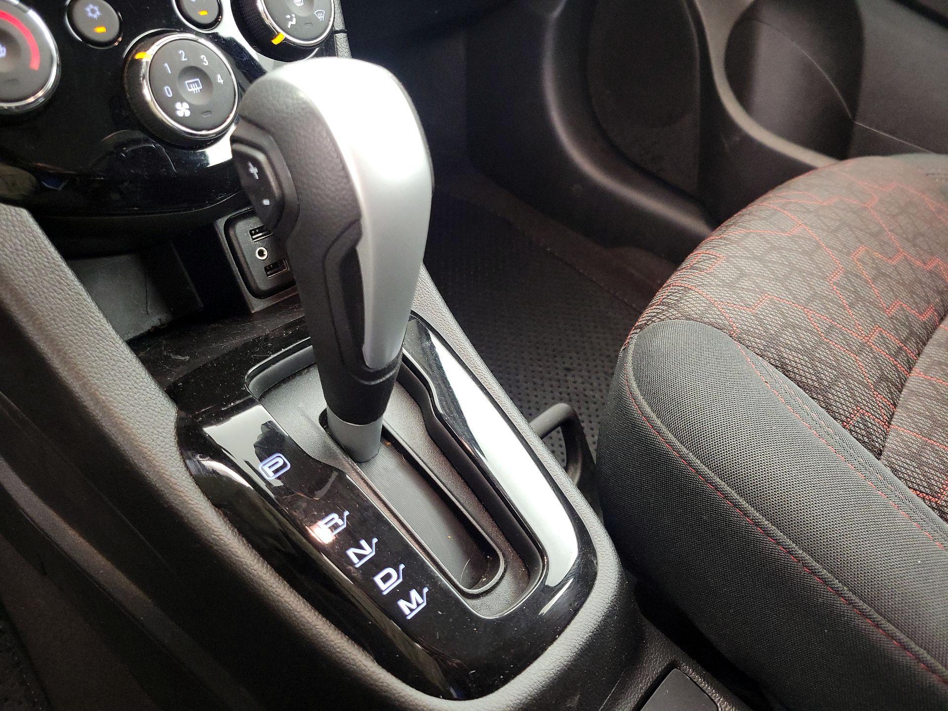 Thumbnail: 2017 Chevrolet Sonic - 17