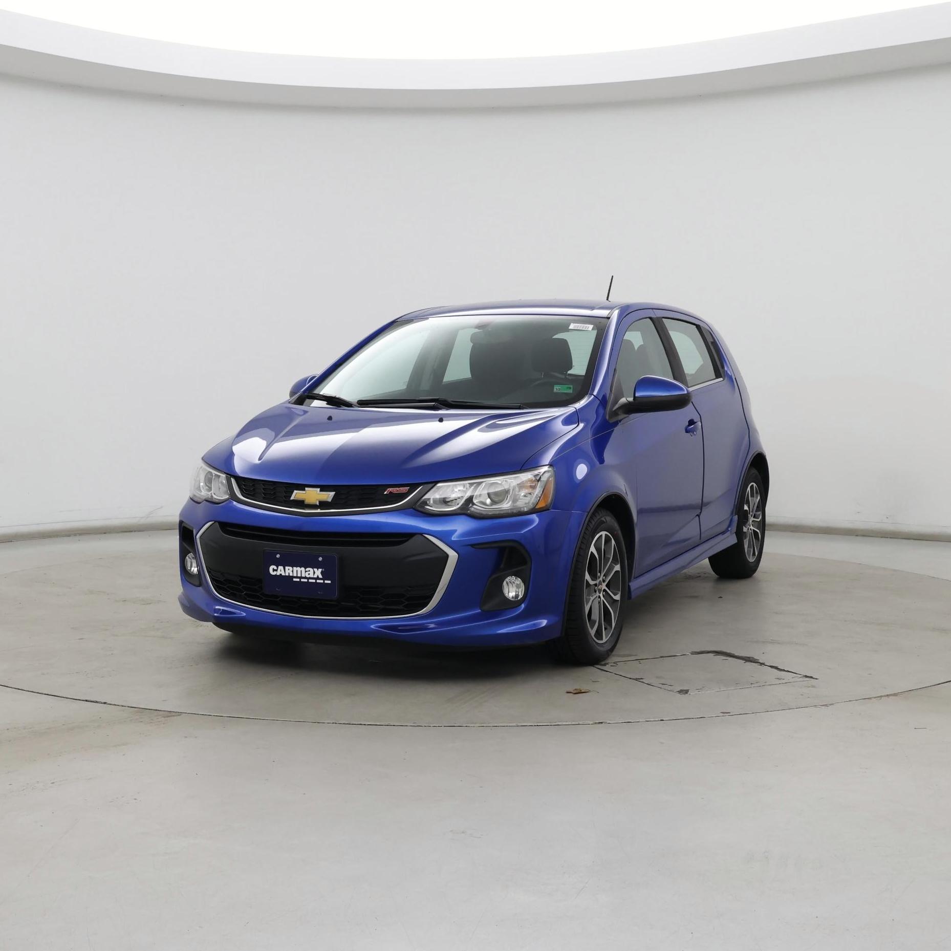 Thumbnail: 2017 Chevrolet Sonic - 4