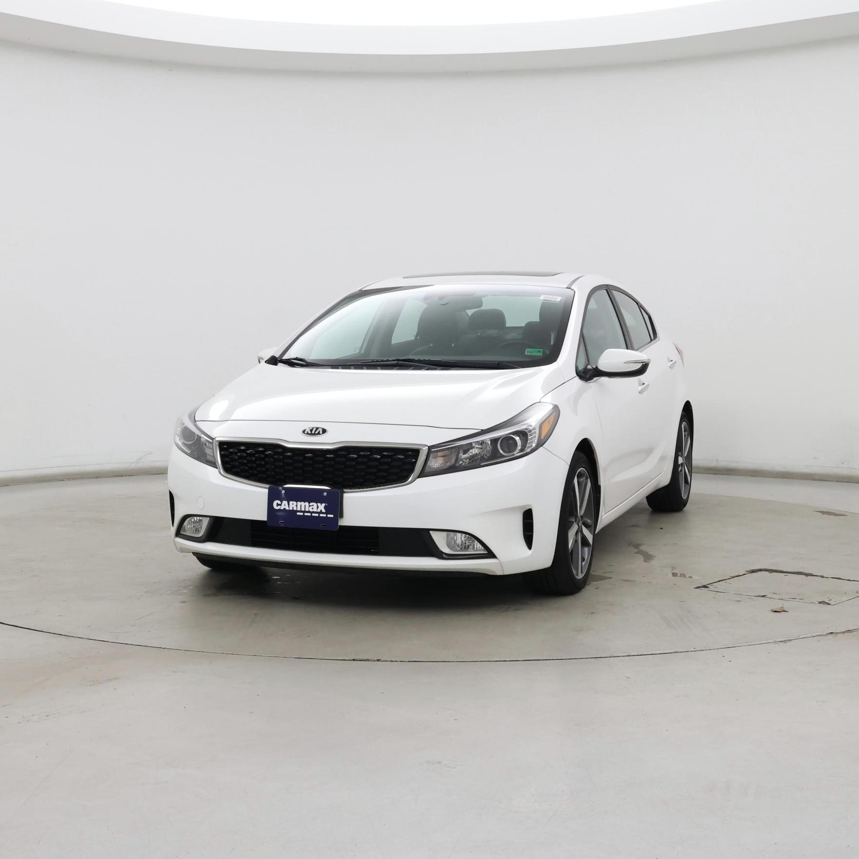 Thumbnail: 2017 Kia Forte - 4