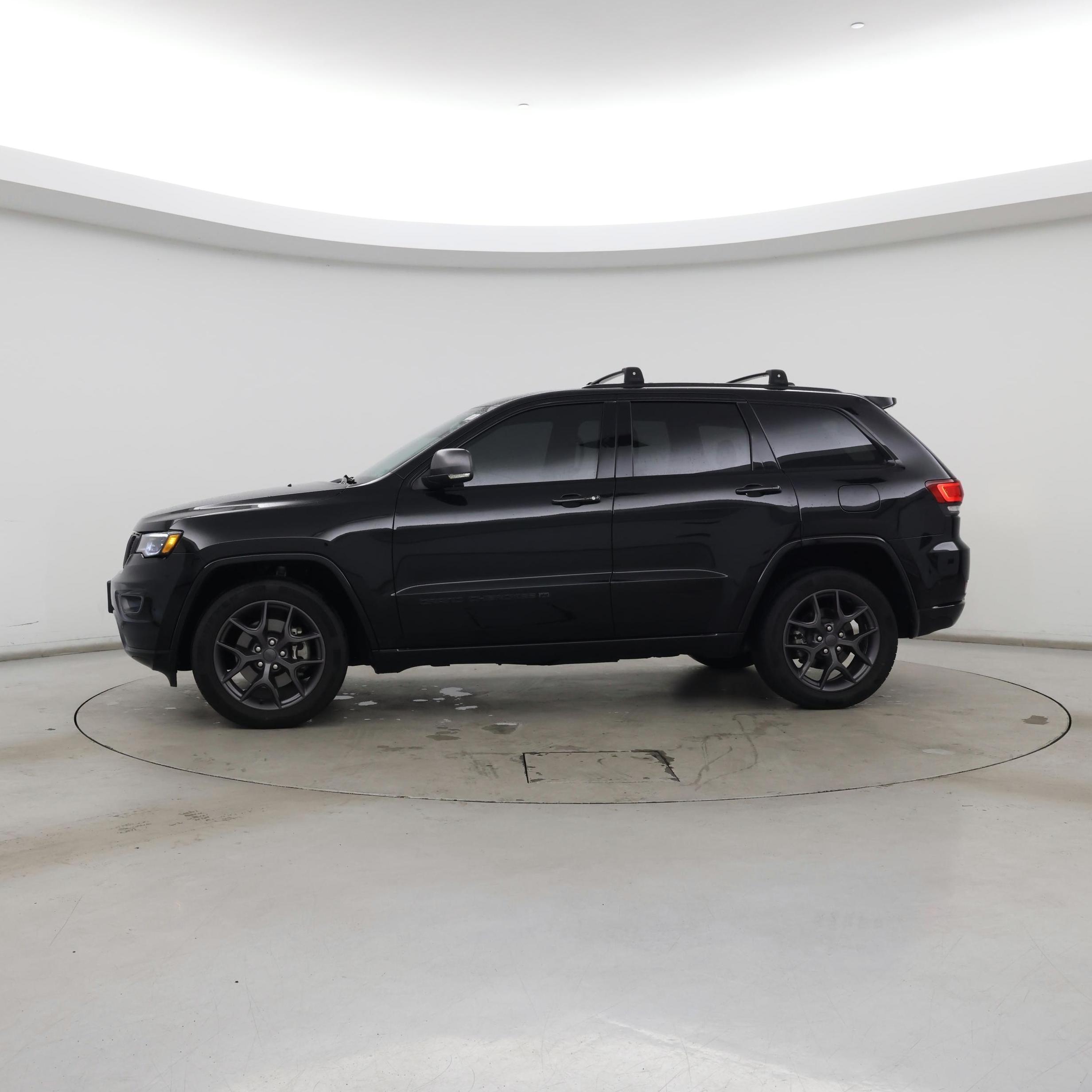 Thumbnail: 2021 Jeep Grand Cherokee - 3