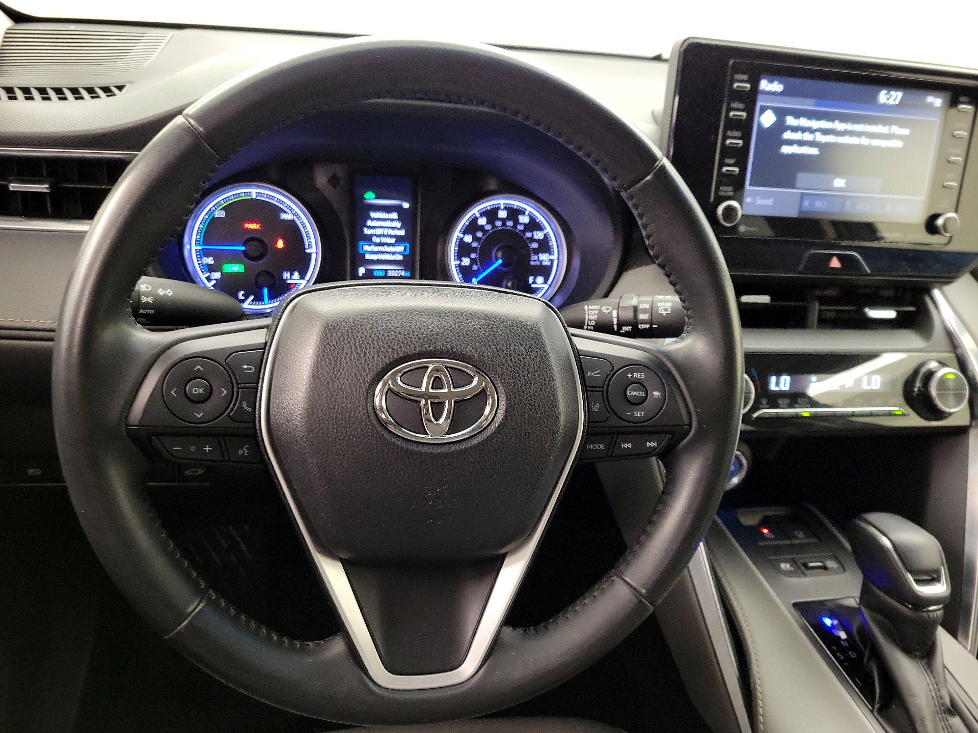Thumbnail: 2021 Toyota Venza - 10