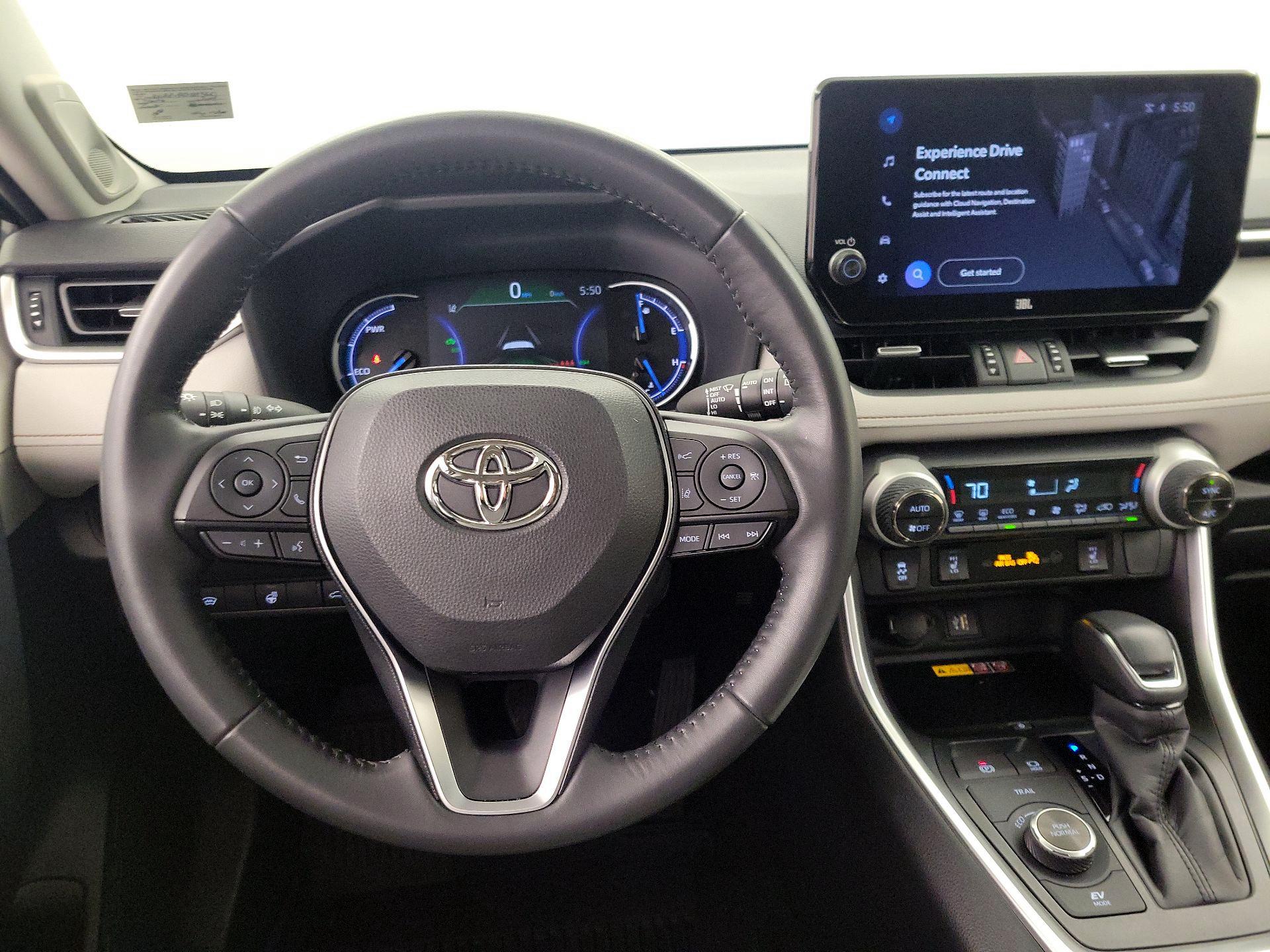 Thumbnail: 2024 Toyota RAV4 - 10