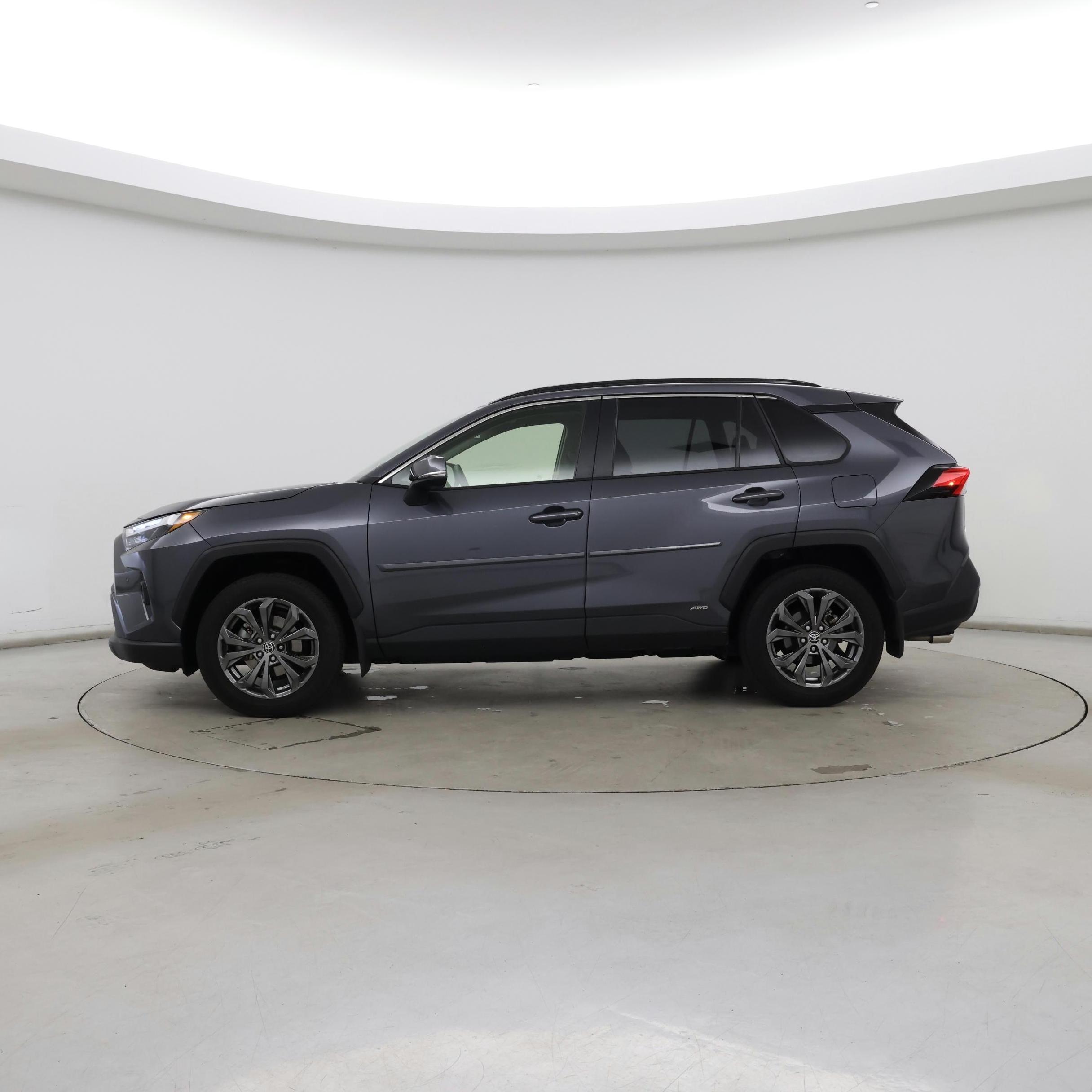 Thumbnail: 2024 Toyota RAV4 - 3