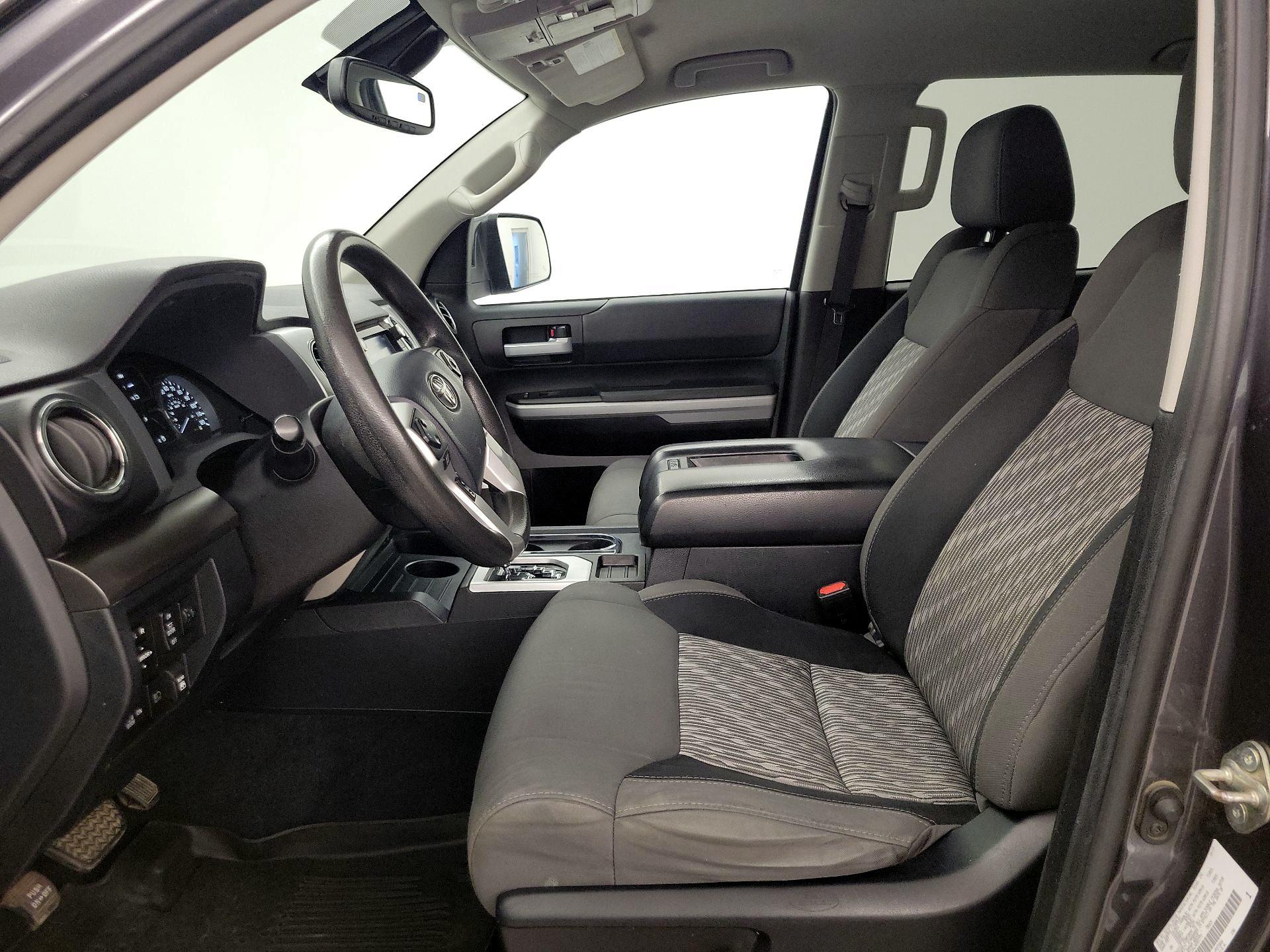 Thumbnail: 2020 Toyota Tundra - 11