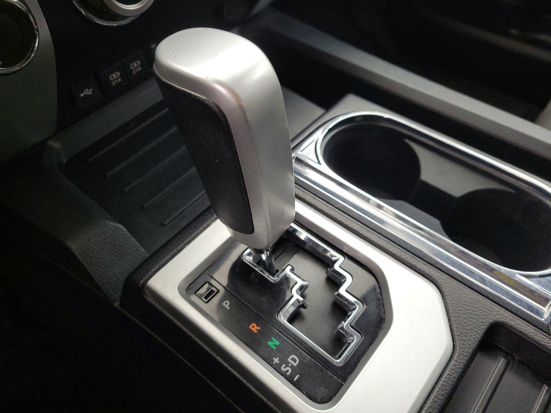 Thumbnail: 2020 Toyota Tundra - 17