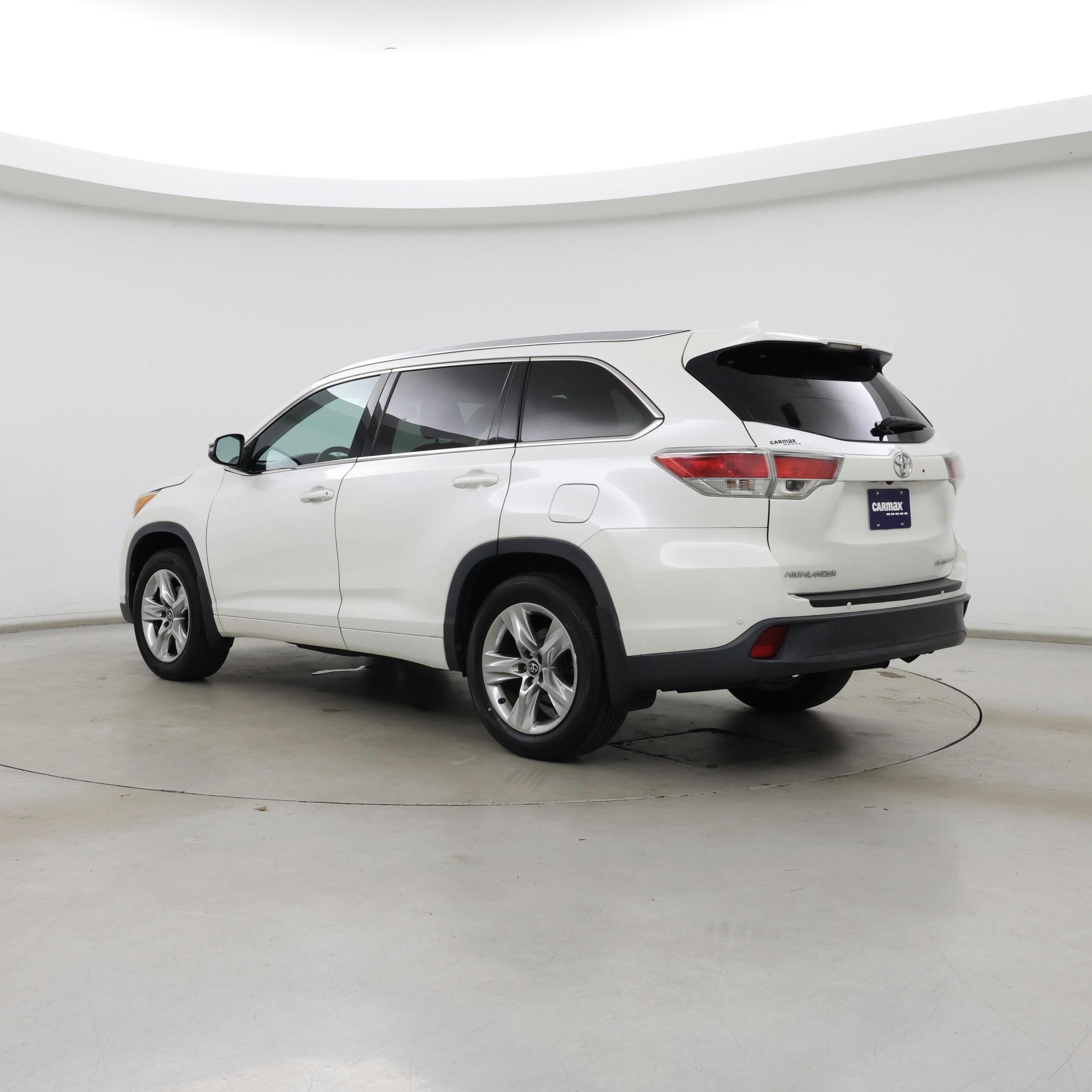 Thumbnail: 2016 Toyota Highlander - 2