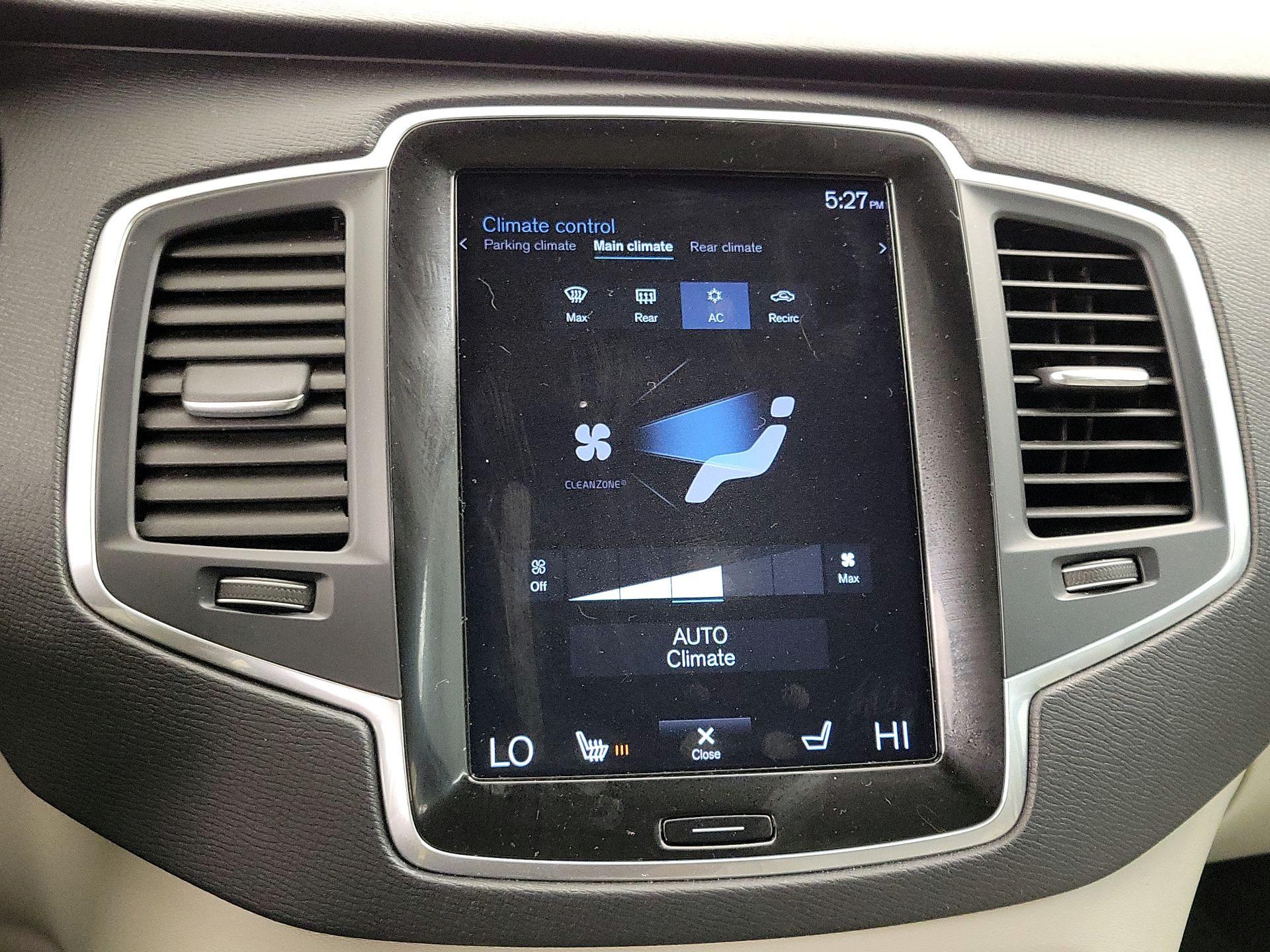 Thumbnail: 2019 Volvo XC90 - 17