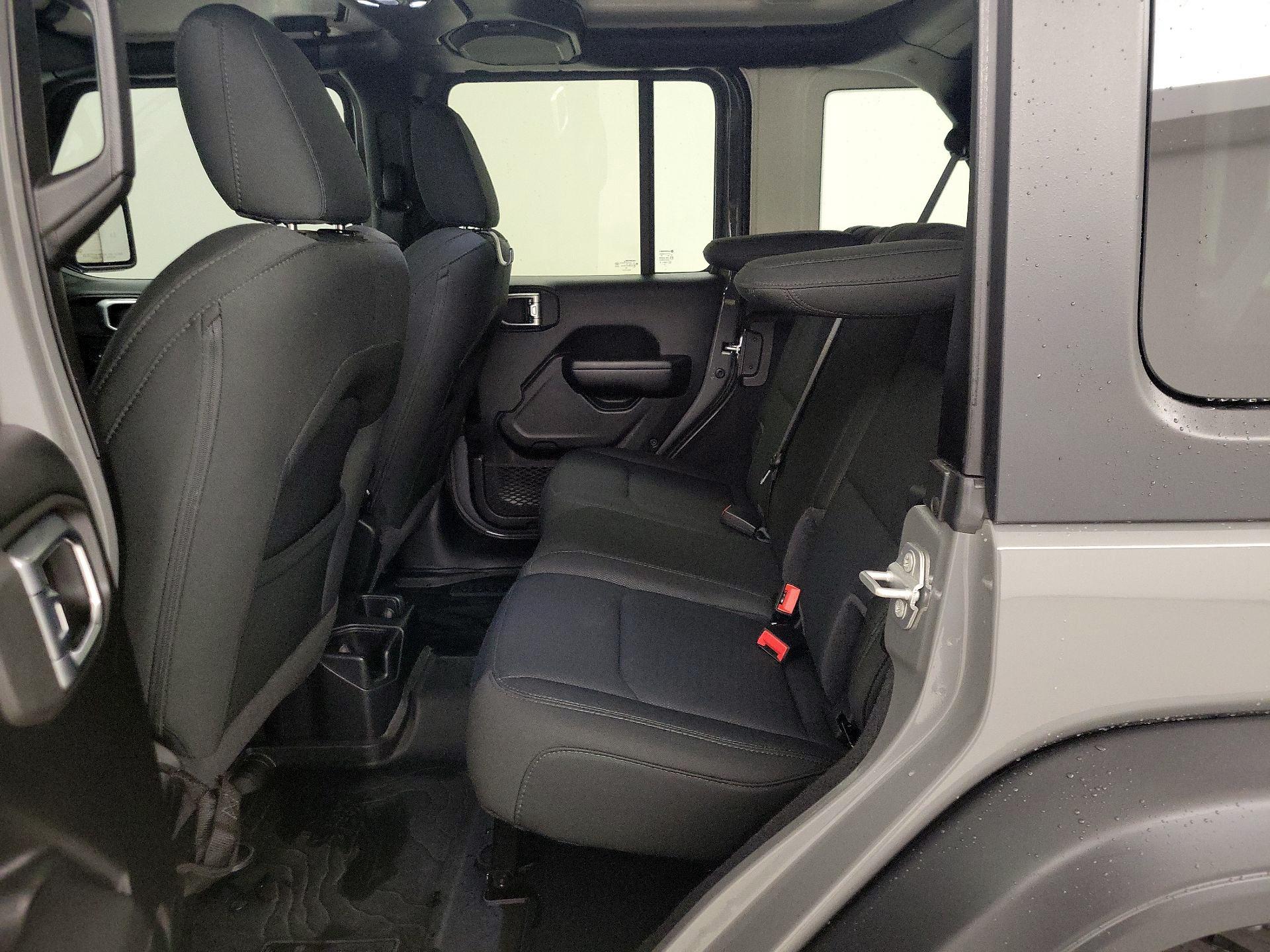 Thumbnail: 2020 Jeep Wrangler - 19