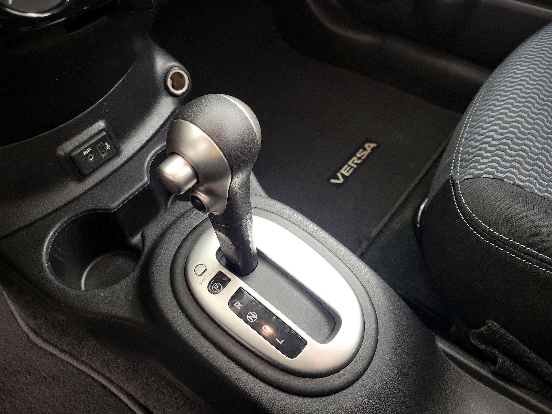 Thumbnail: 2018 Nissan Versa Note - 17