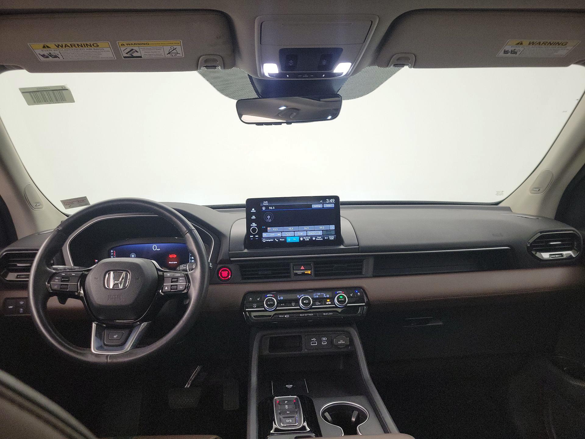 Thumbnail: 2023 Honda Pilot - 9