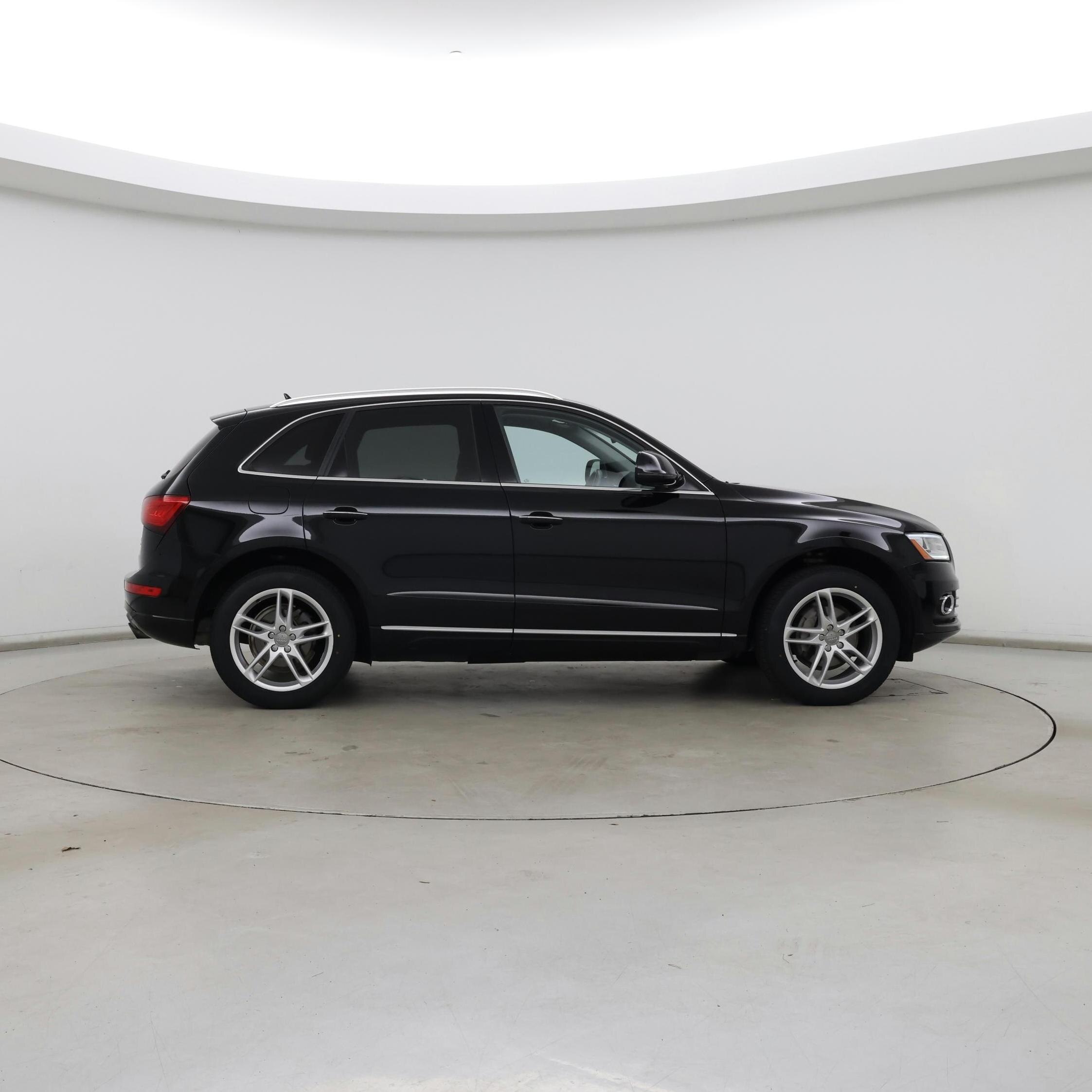 Thumbnail: 2017 Audi Q5 - 7