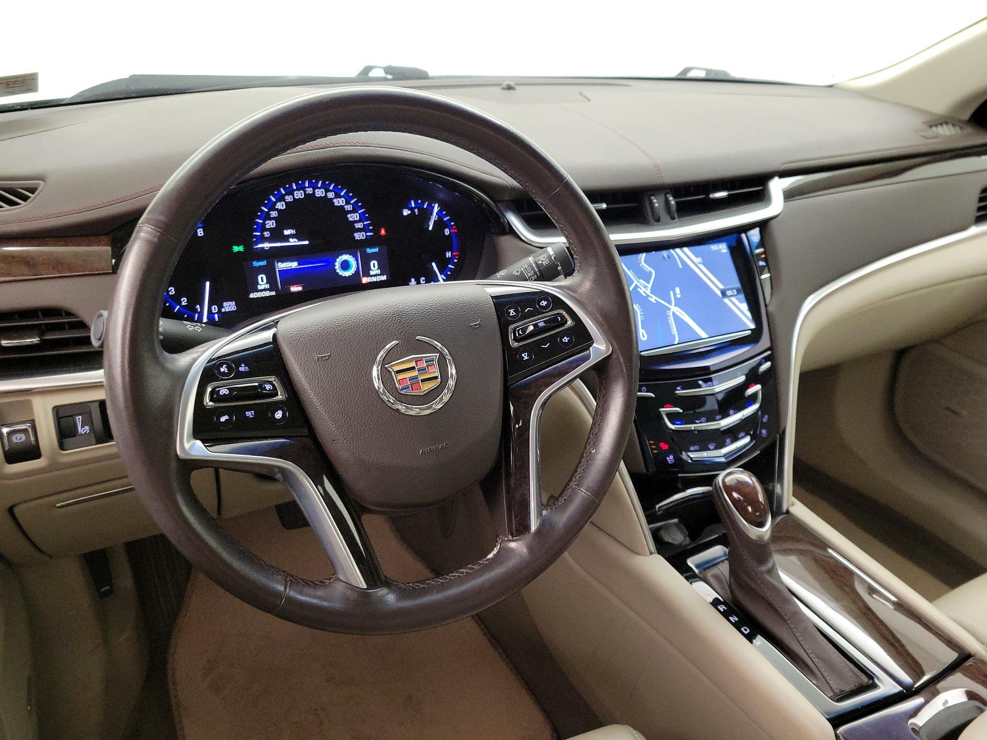Thumbnail: 2015 Cadillac XTS - 9