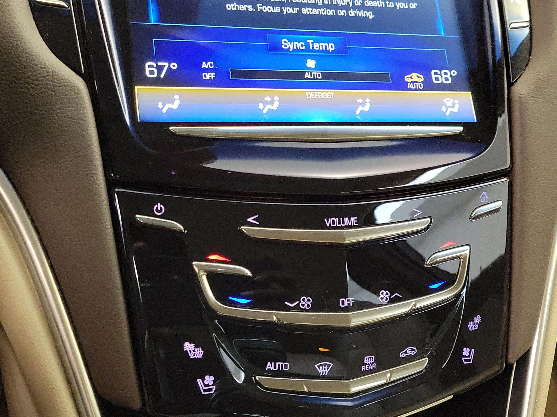Thumbnail: 2015 Cadillac XTS - 17