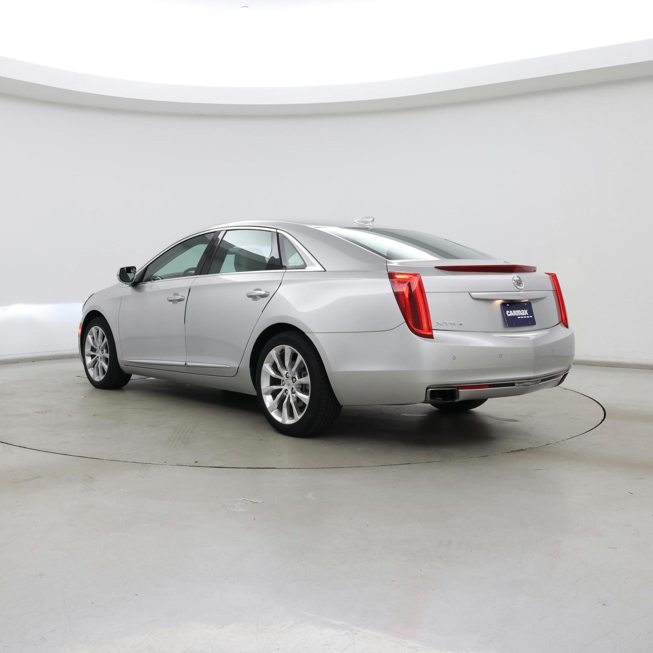 Thumbnail: 2015 Cadillac XTS - 2